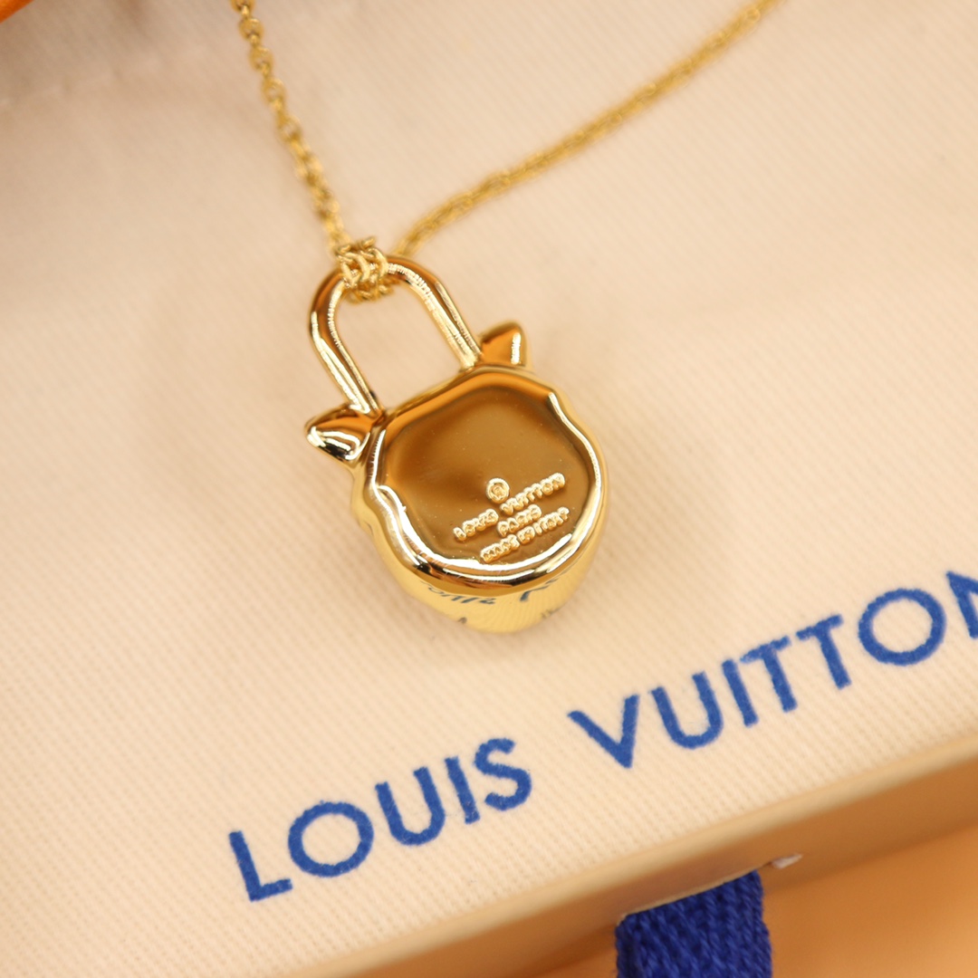 Louis Vuitton My LV Tiger Necklace     M00595 - PerfectKickZ