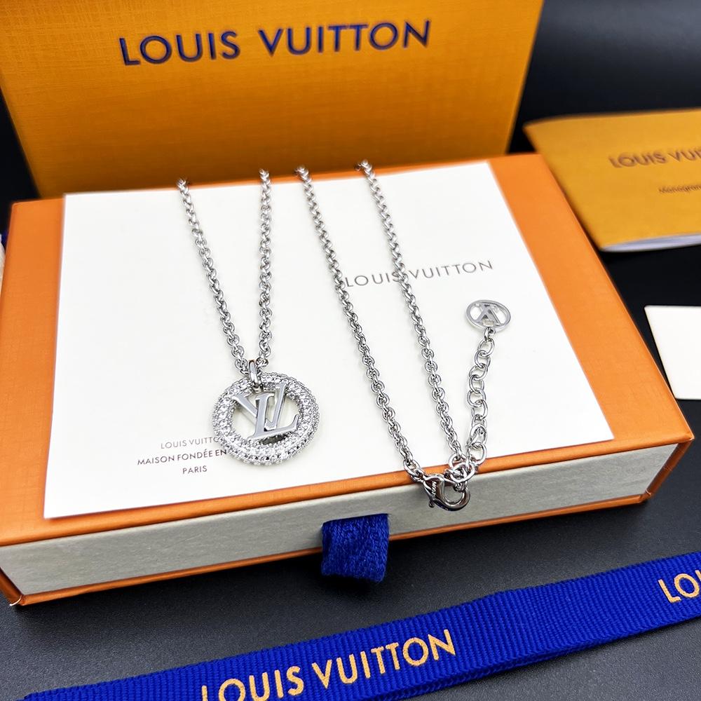 Louis Vuitton Louise By Night Necklace     M00759 - PerfectKickZ