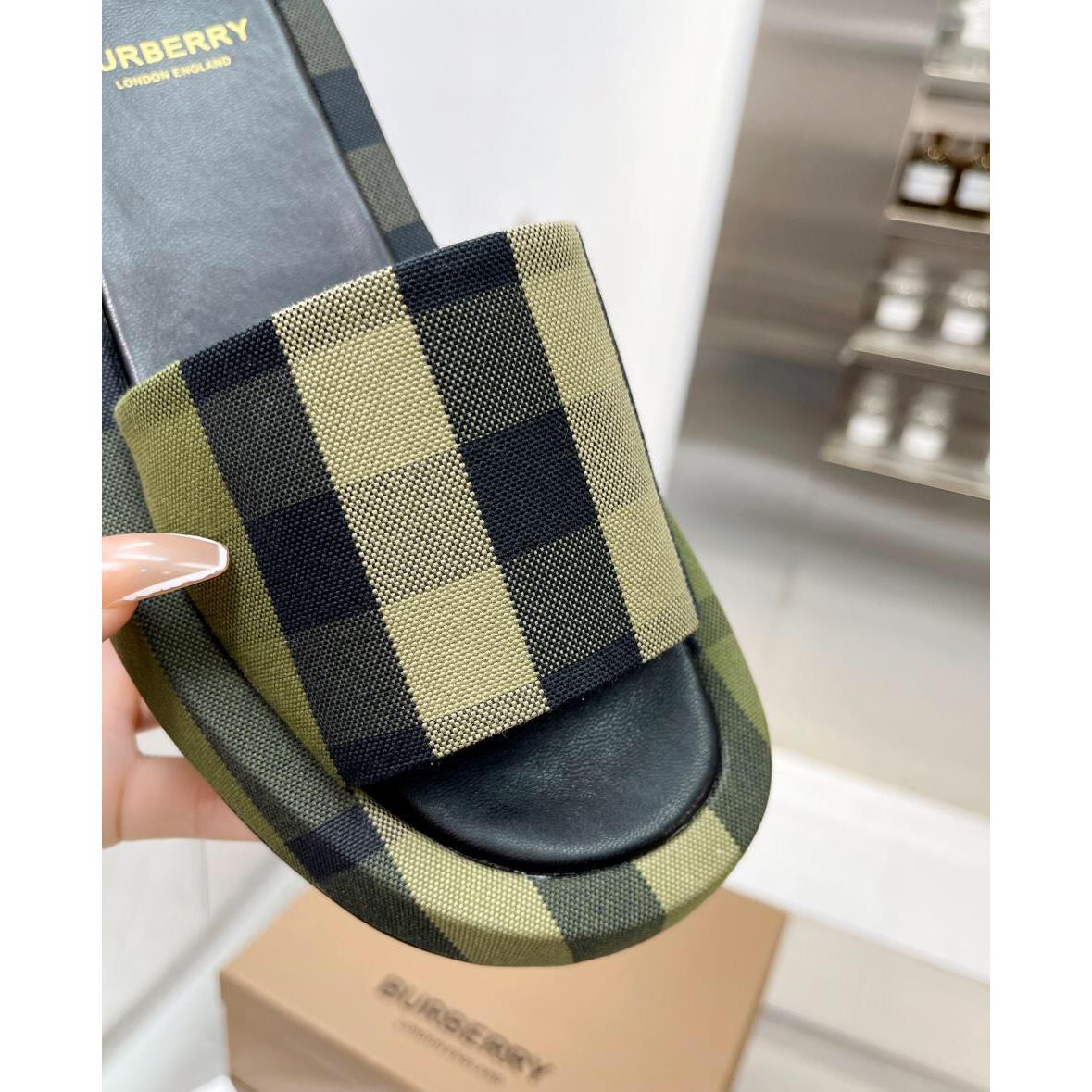 Burberry Check Cotton Slides - PerfectKickZ