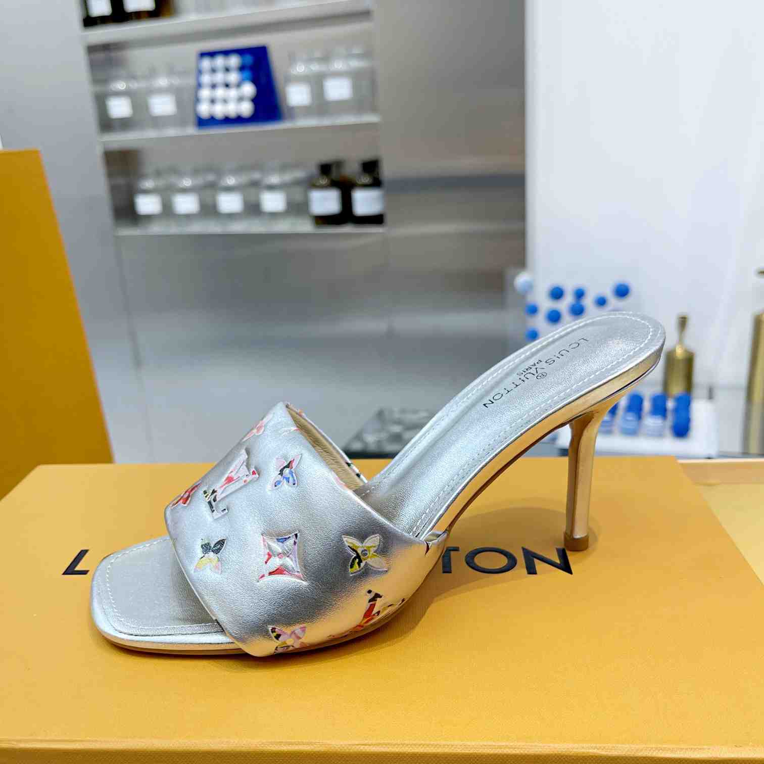 Louis Vuitton Revival Mule     1AAOUB - PerfectKickZ