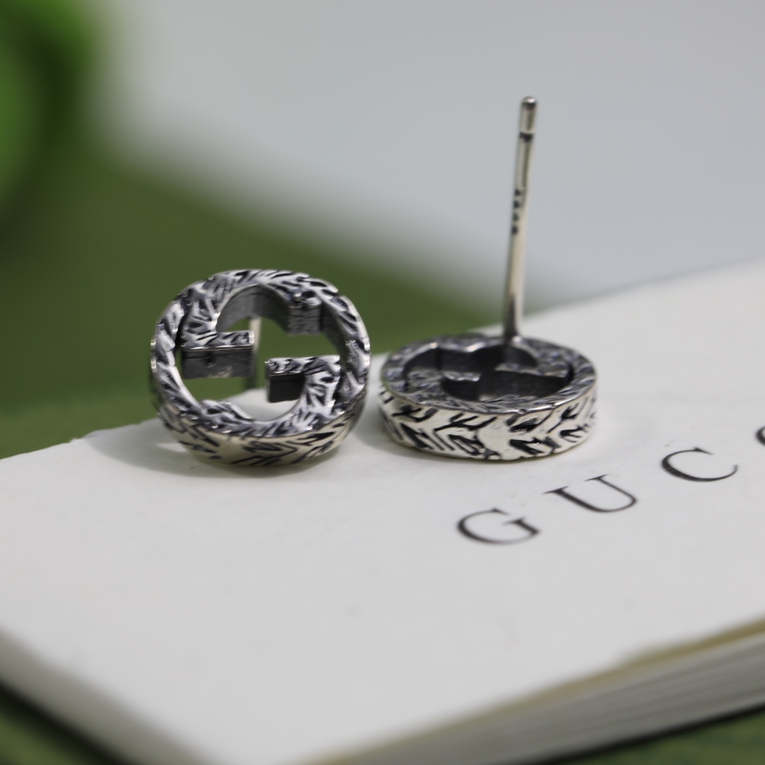 Gucci Interlocking G earrings In Silver - PerfectKickZ