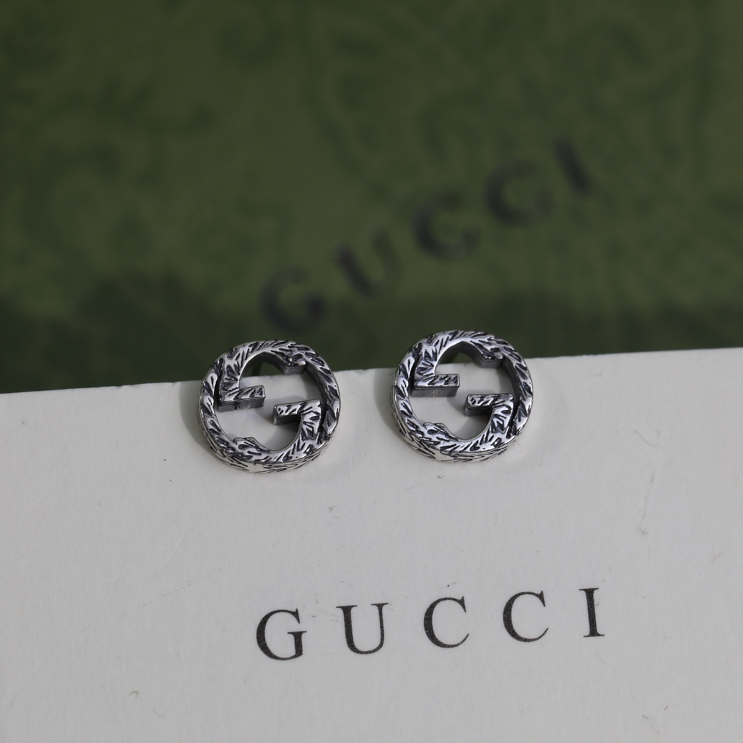 Gucci Interlocking G earrings In Silver - PerfectKickZ