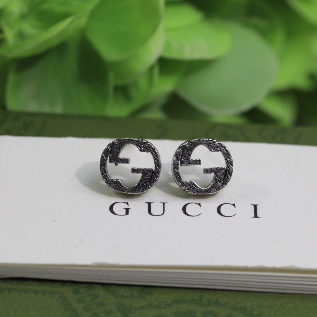 Gucci Interlocking G earrings In Silver - PerfectKickZ