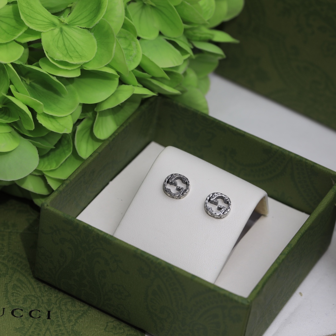 Gucci Interlocking G earrings In Silver - PerfectKickZ