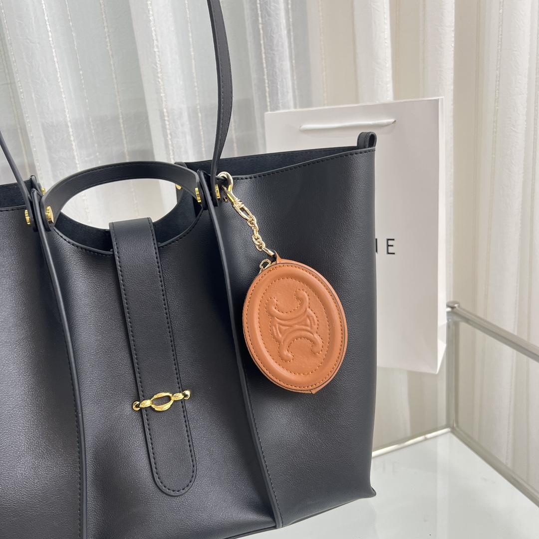 Celine Purse With Hook Cuir Triomphe In Smooth Calfskin  - PerfectKickZ