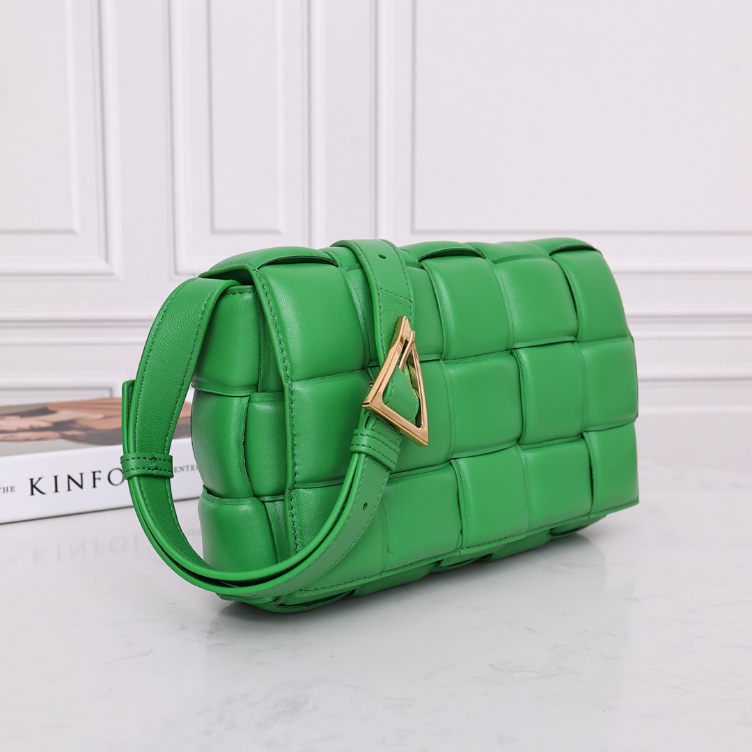 Bottega Veneta Padded Cassette(26-18-8CM) - PerfectKickZ