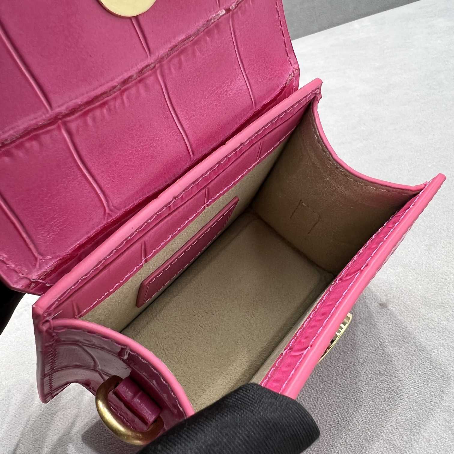 Jacquemus Le Chiquito Signature Mini Handbag(12-8-5cm) - PerfectKickZ