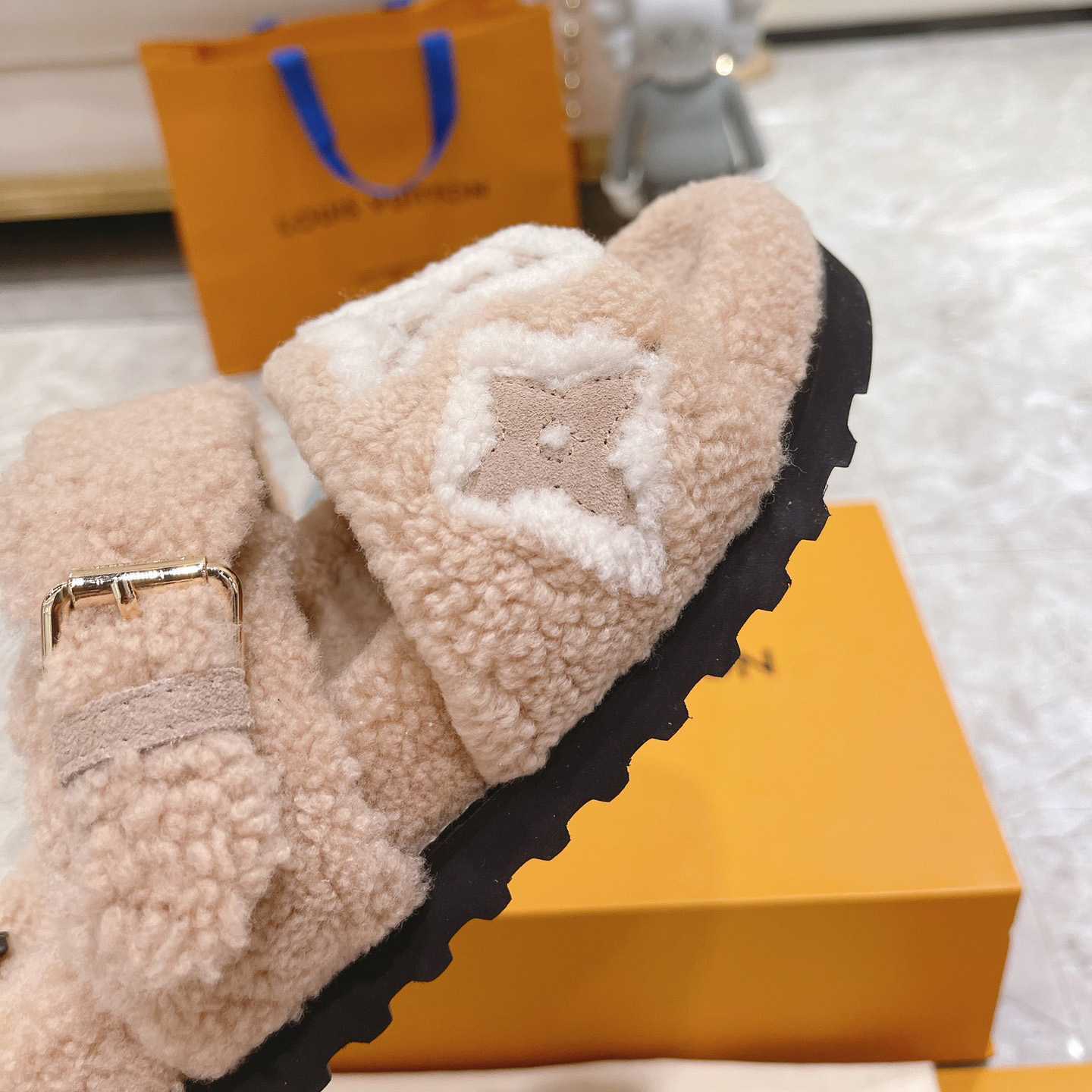 Louis Vuitton  Paseo Flat Comfort Mule - PerfectKickZ