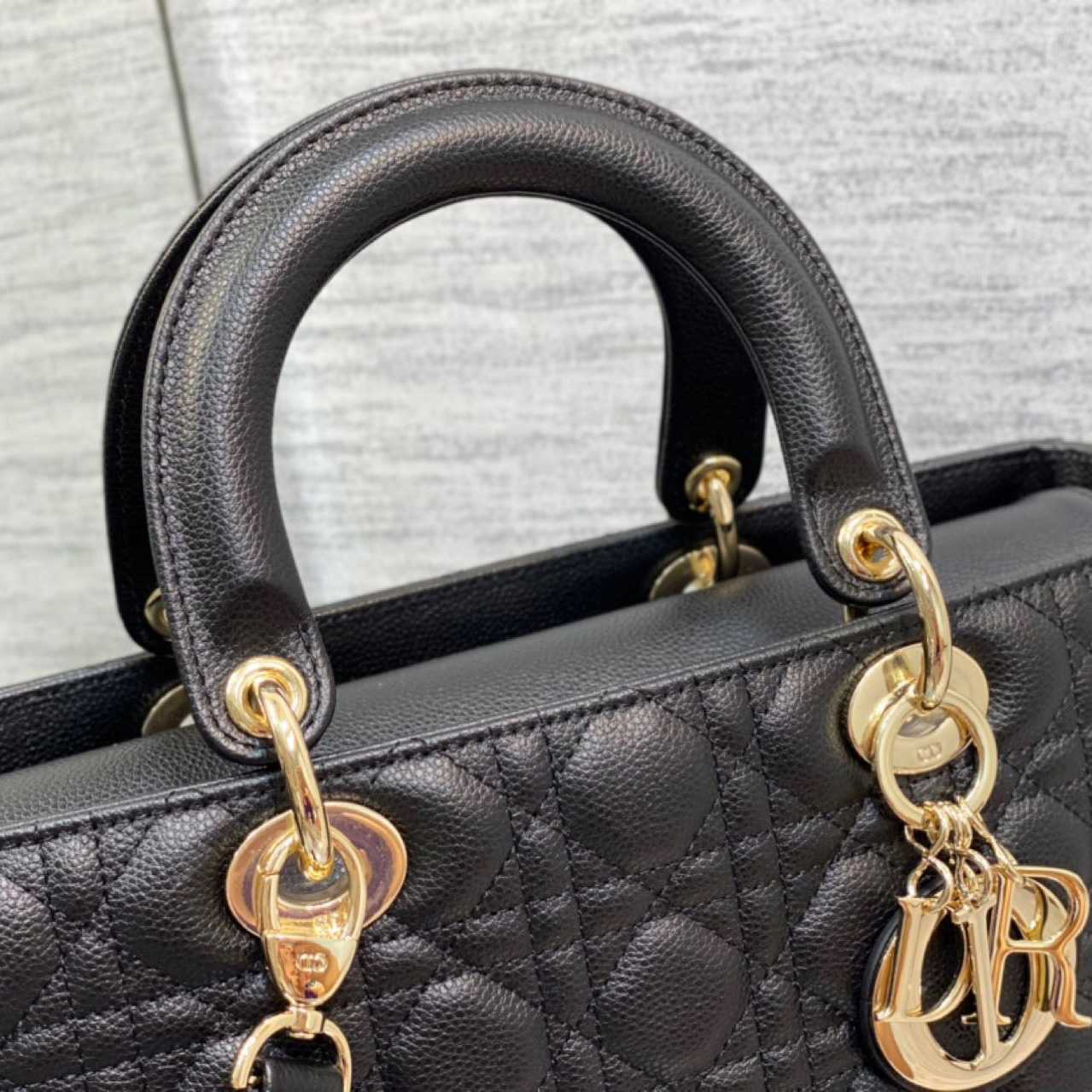 Dior Large Lady Dior Bag   (32-12-24cm)M0567 - PerfectKickZ