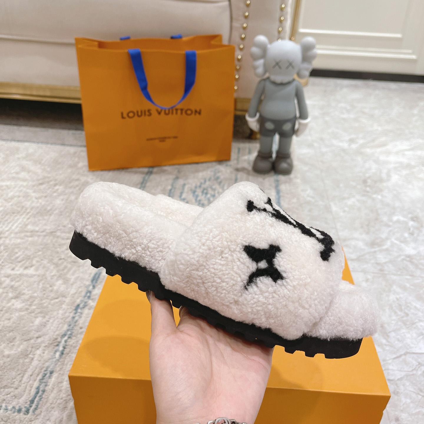 Louis Vuitton Paseo Flat Comfort Mule    - PerfectKickZ