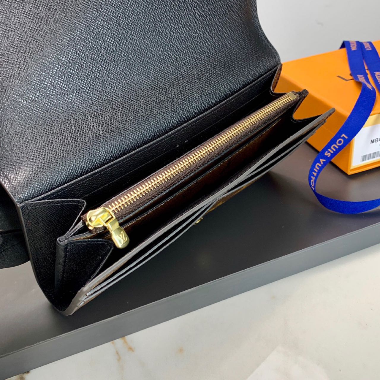 Louis Vuitton  Sarah Wallet (19-10.5-2CM)   M80726 - PerfectKickZ
