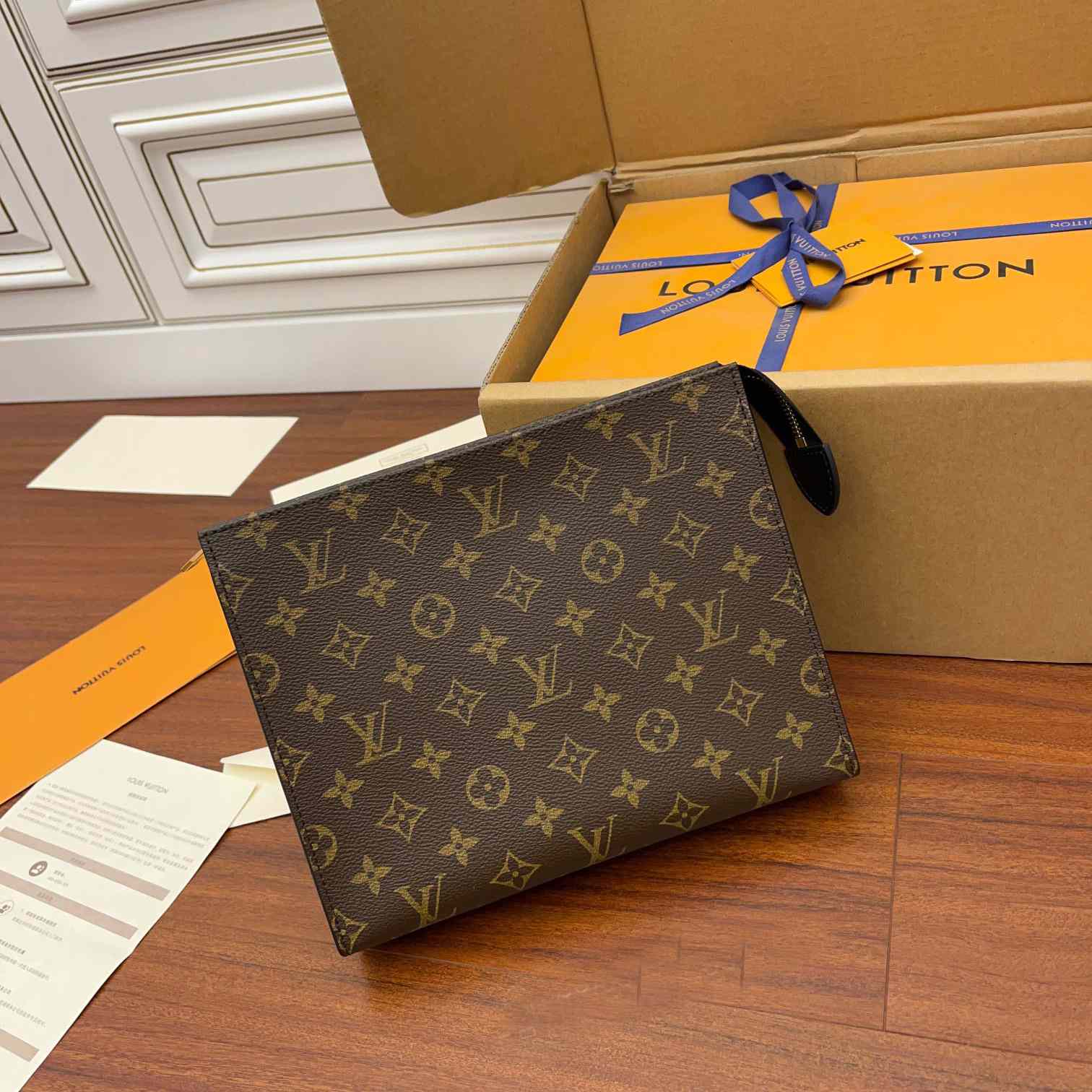 Louis Vuitton Poche Toilette NM(25-20-5.5cm)    M46037 - PerfectKickZ