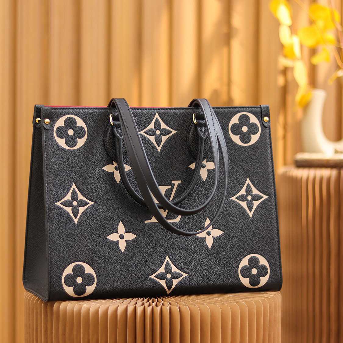 Louis Vuitton OnTheGo MM Tote Bag(35-27-14cm)   M45495 - PerfectKickZ