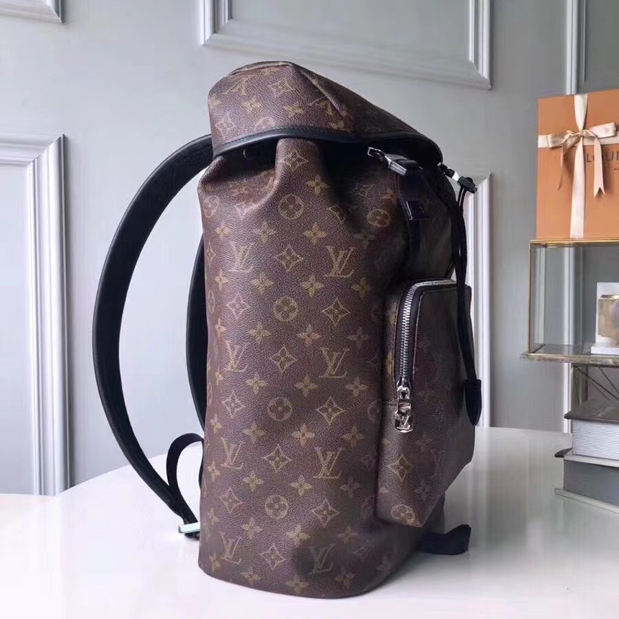 Louis Vuitton Christopher PM (22-44-15cm)   M43735 - PerfectKickZ