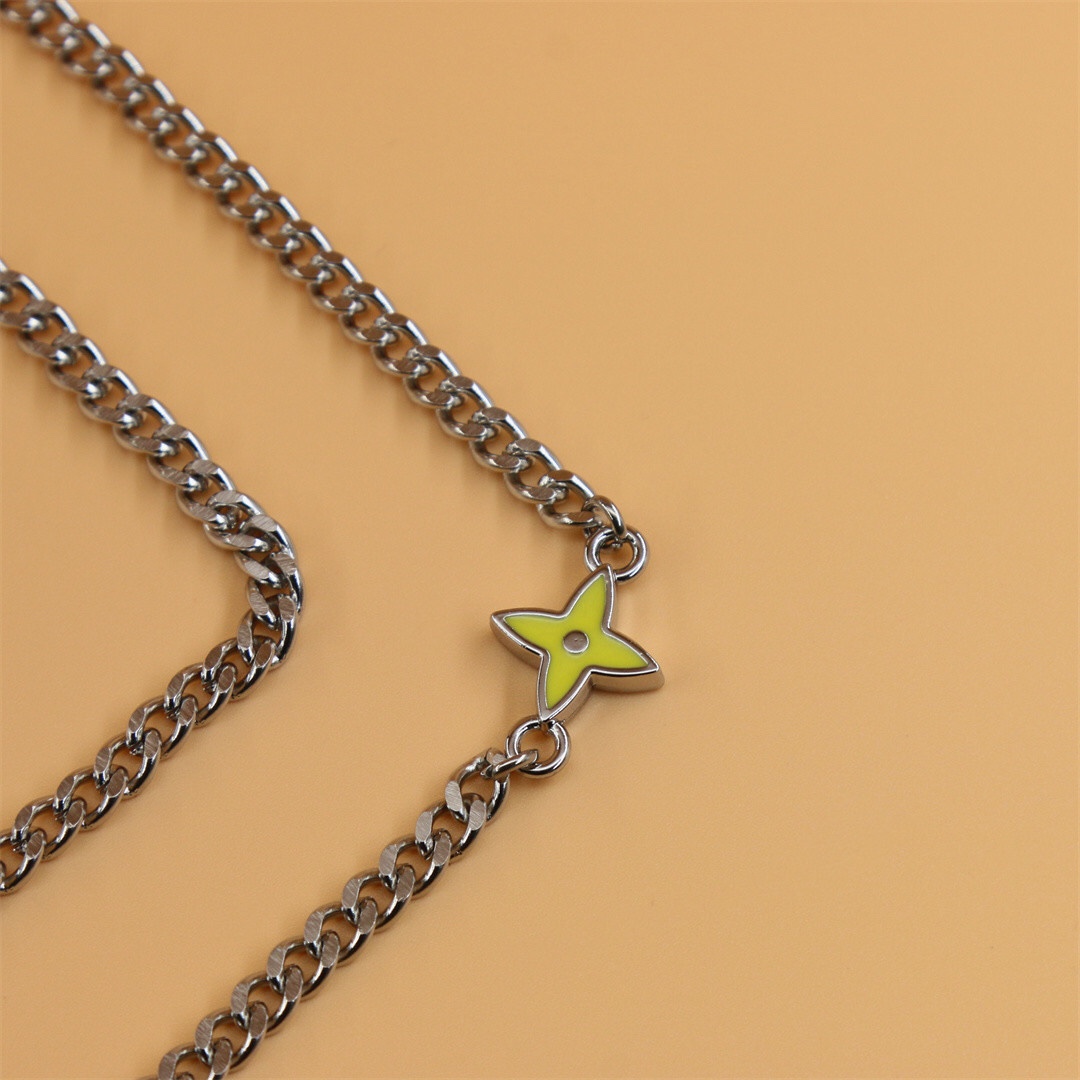 Louis Vuitton LV Sunrise Necklace   M00652 - PerfectKickZ