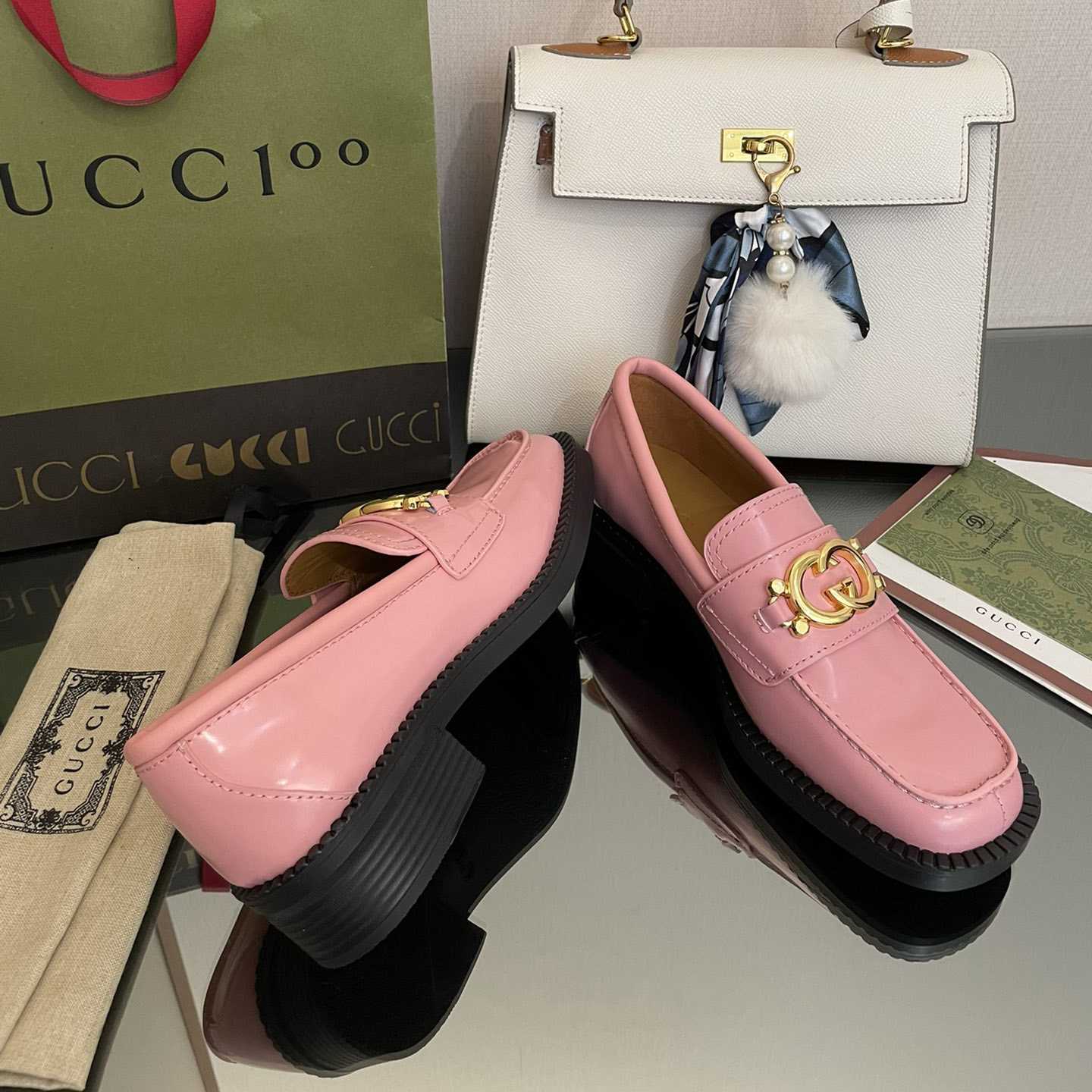 Gucci Women's Loafer With Interlocking G - PerfectKickZ
