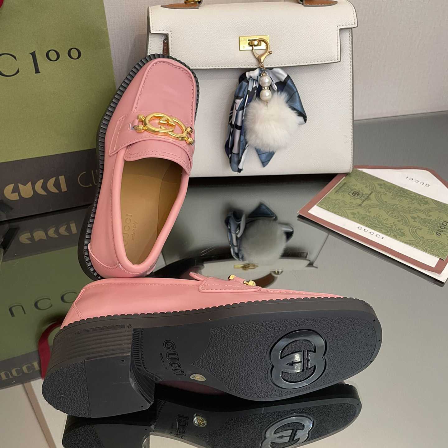 Gucci Women's Loafer With Interlocking G - PerfectKickZ