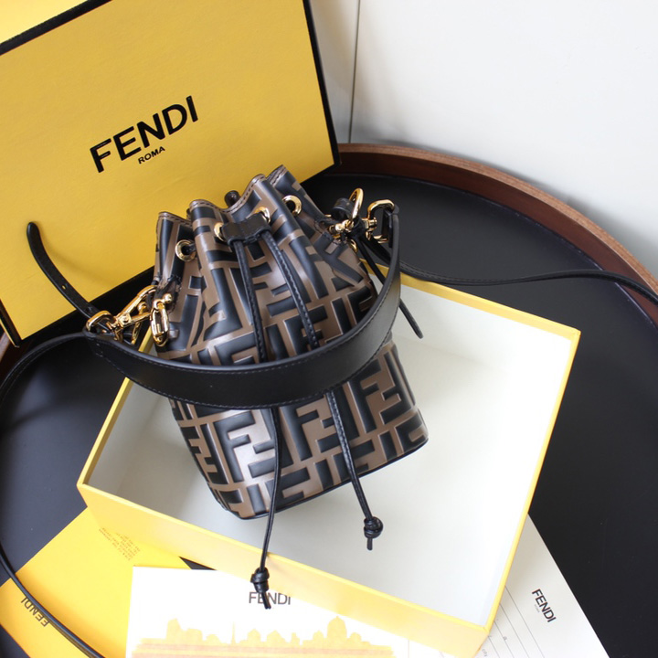 Fendi Mon Tresor Brown Leather Mini-Bag(18-12-10cm) - 