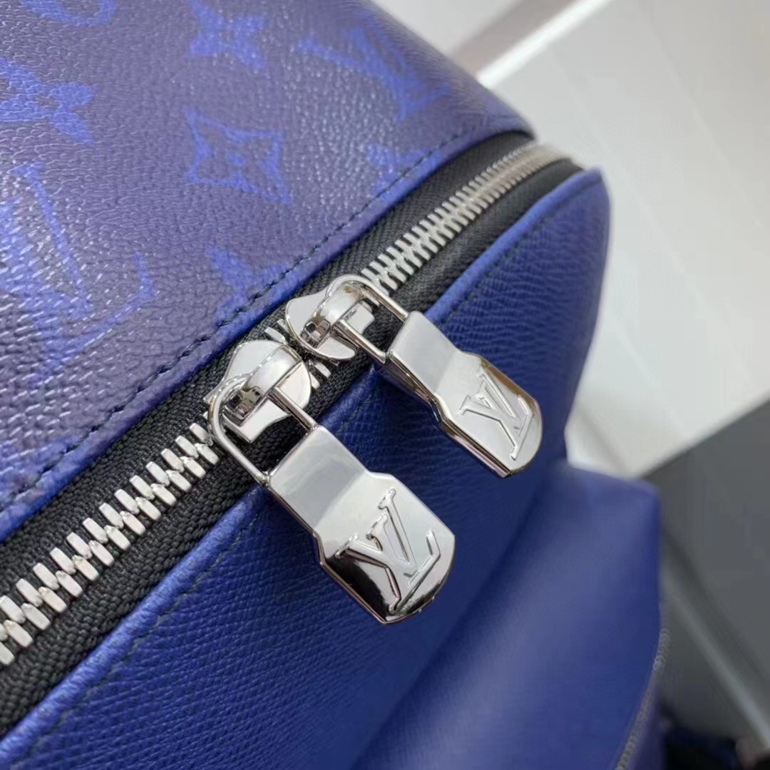Louis Vuitton Discovery Backpack PM Backpack(30-40-20cm)   M30230  - PerfectKickZ