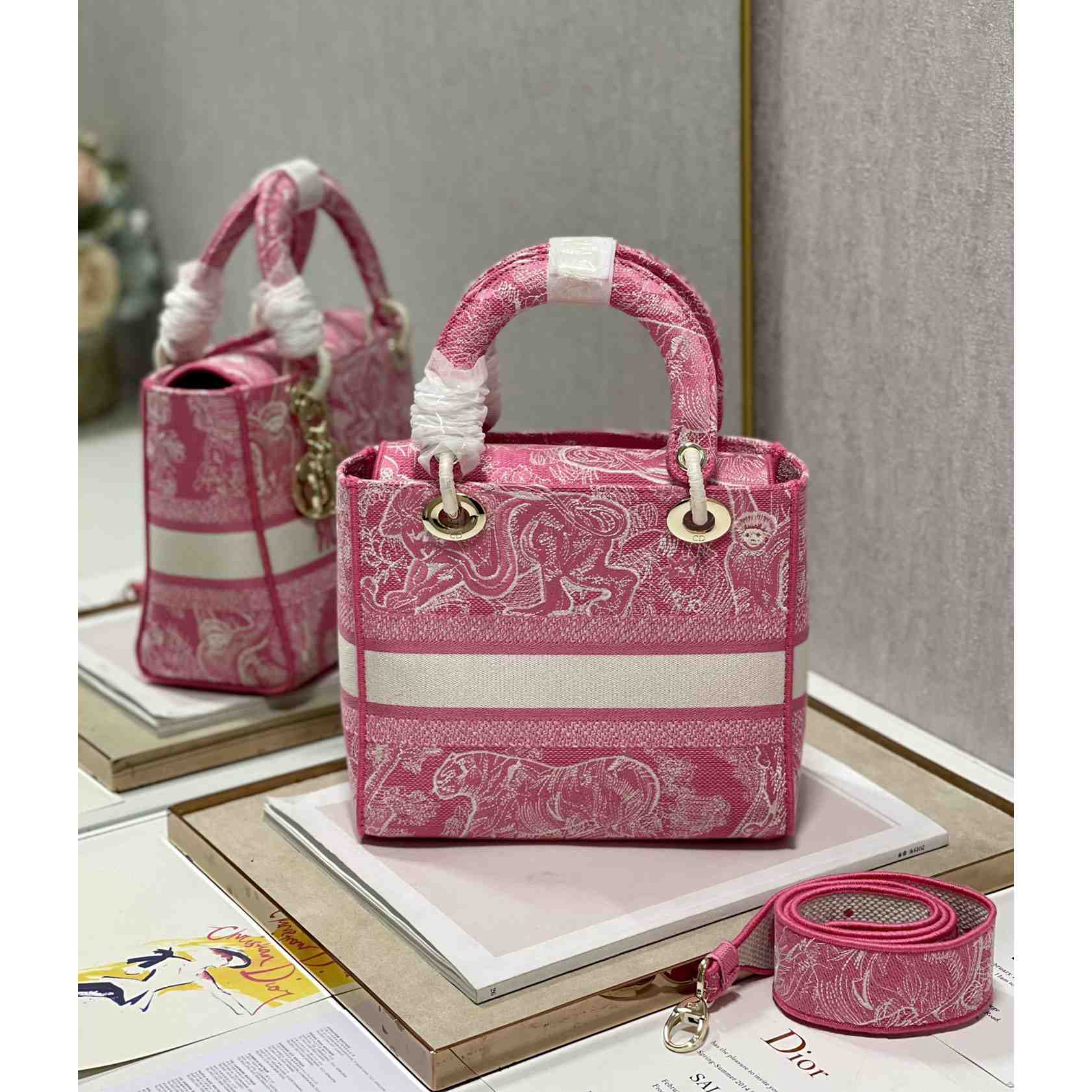 Dior Medium Lady D-Lite Bag(24-20-11cm) - PerfectKickZ