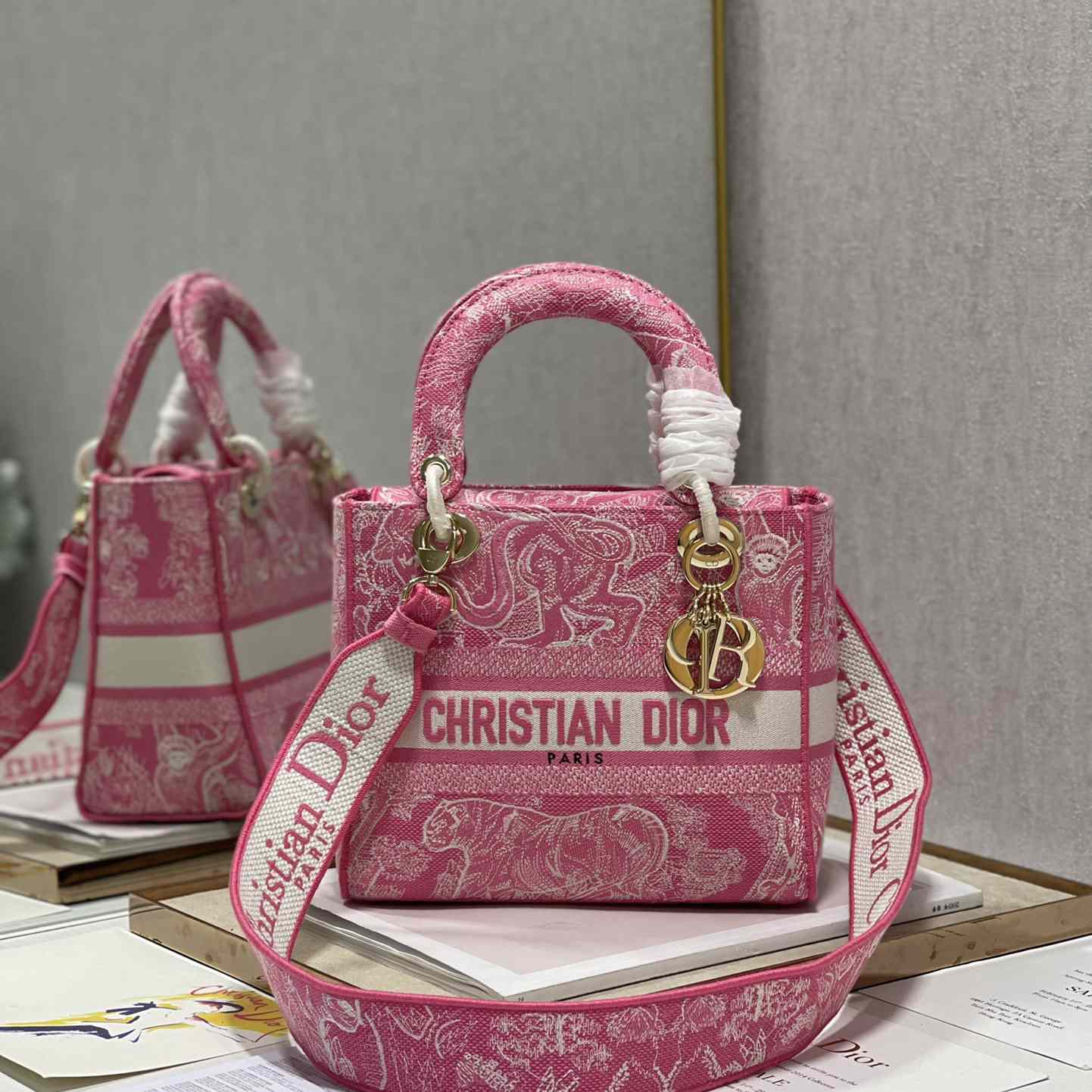 Dior Medium Lady D-Lite Bag(24-20-11cm) - PerfectKickZ