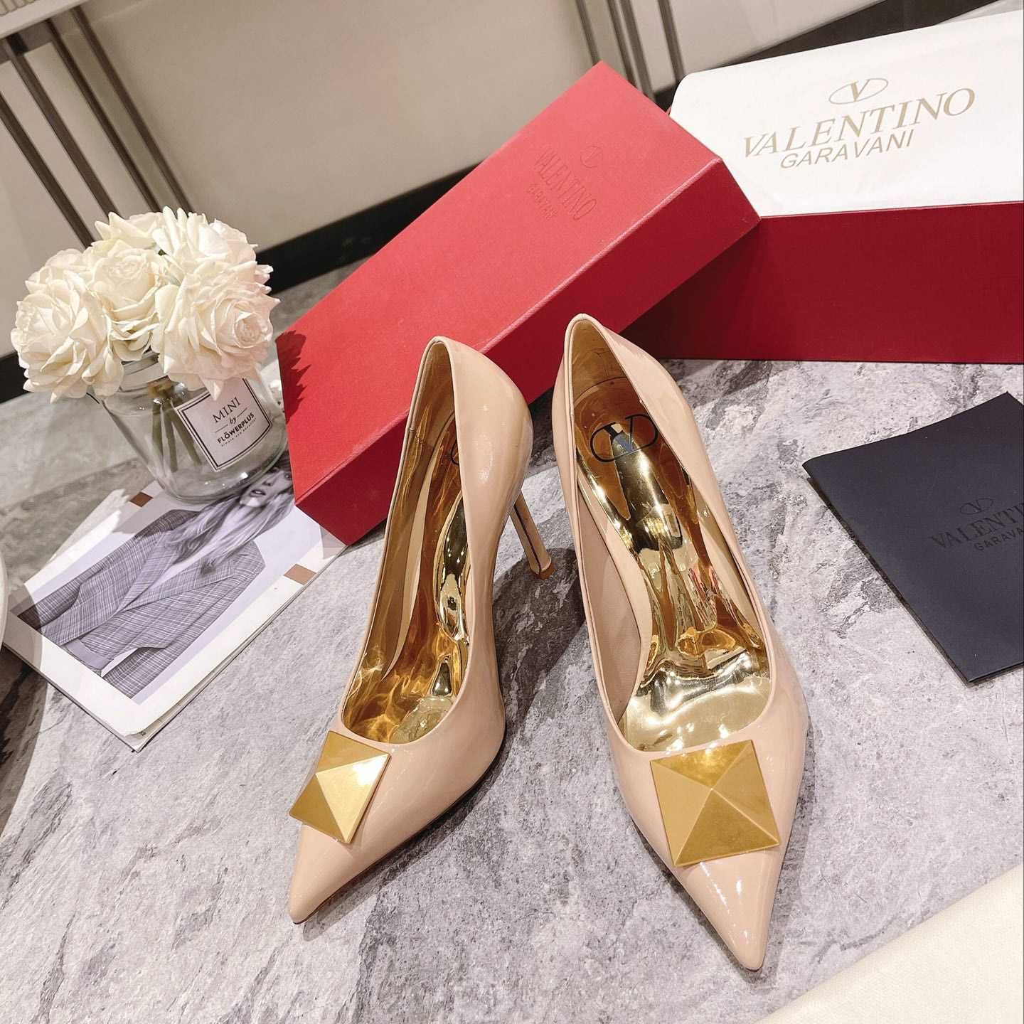 Valenti One Stud Patent Leather Pump 100mm - PerfectKickZ