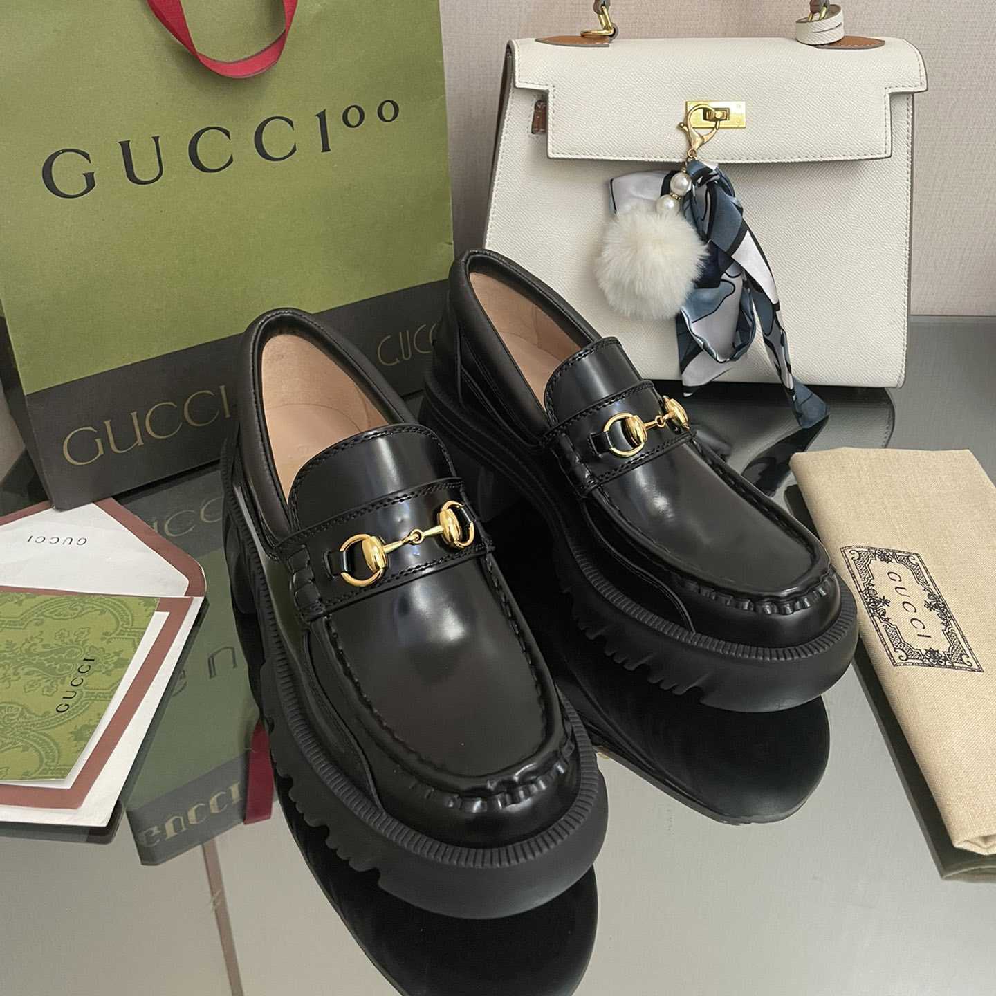 Gucci Women's Loafer With Horsebit - PerfectKickZ