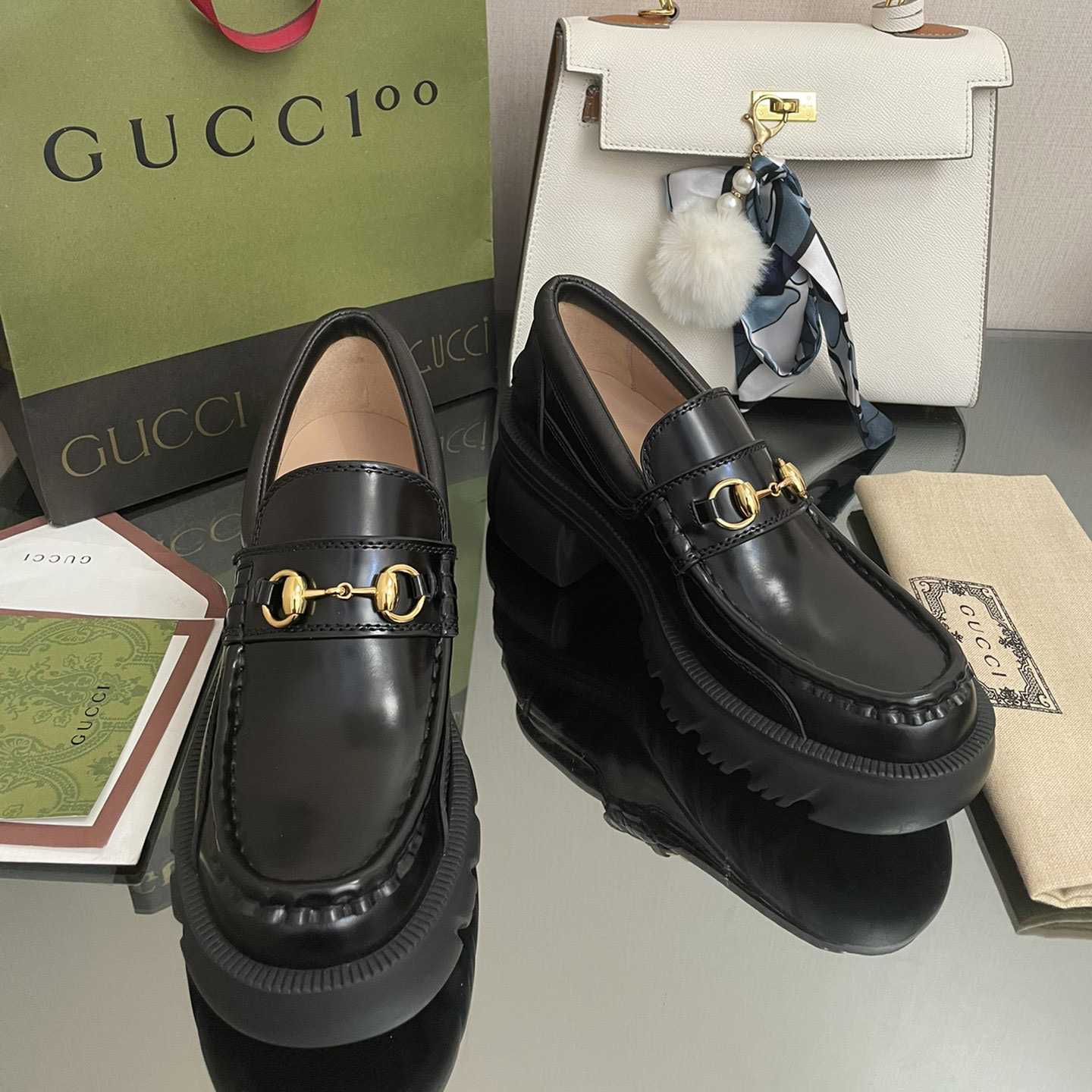Gucci Women's Loafer With Horsebit - PerfectKickZ