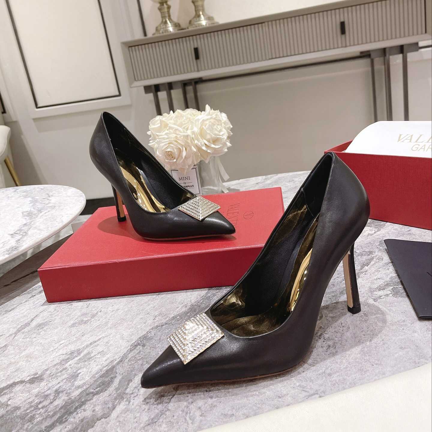 Valenti Garavani One Stud Pump With Crystal  100mm - PerfectKickZ