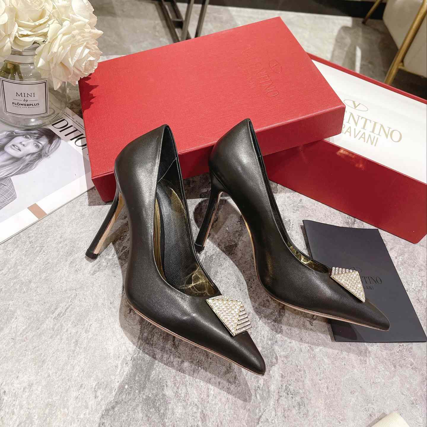 Valenti Garavani One Stud Pump With Crystal  100mm - PerfectKickZ
