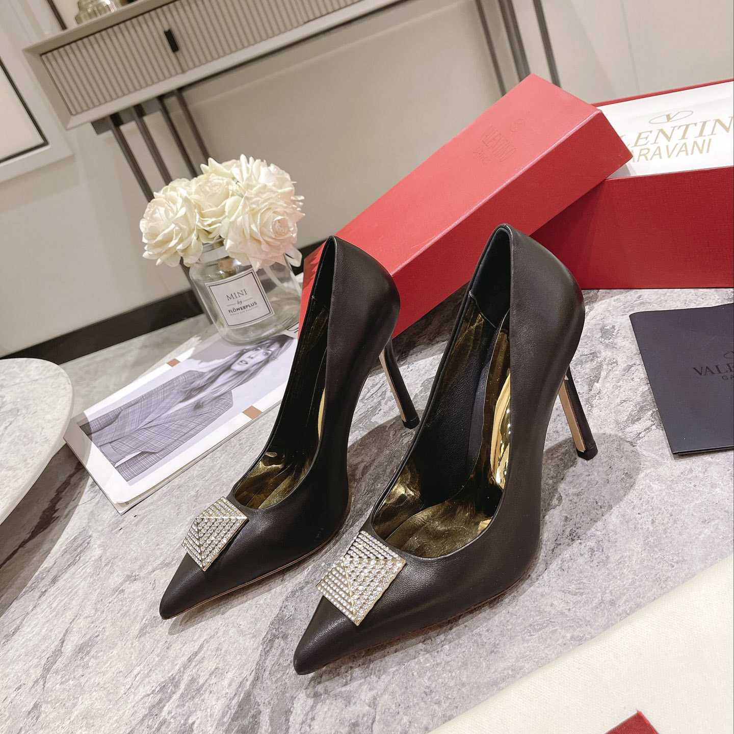 Valenti Garavani One Stud Pump With Crystal  100mm - PerfectKickZ