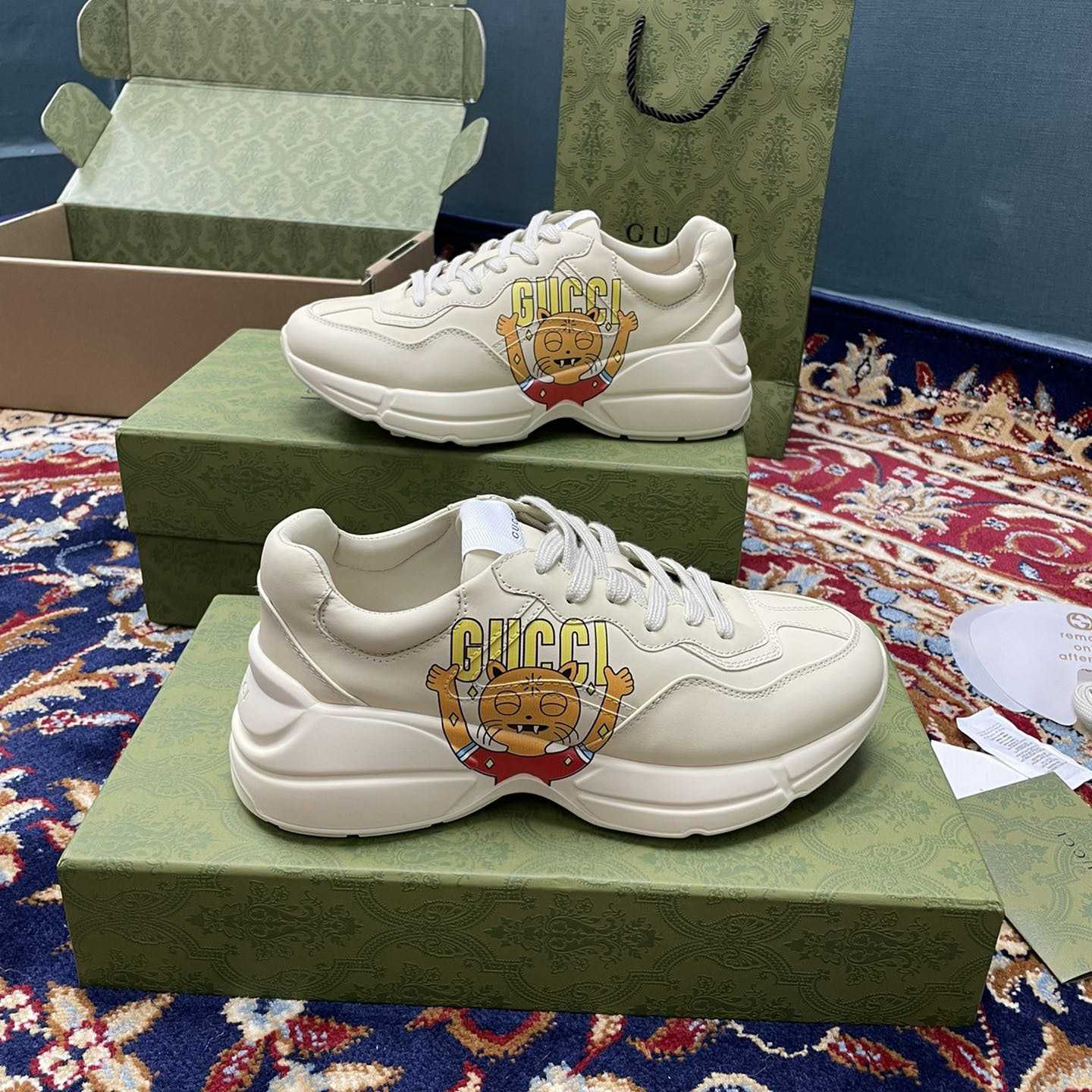 Gucci Rhyton Sneaker With Cat Print - PerfectKickZ