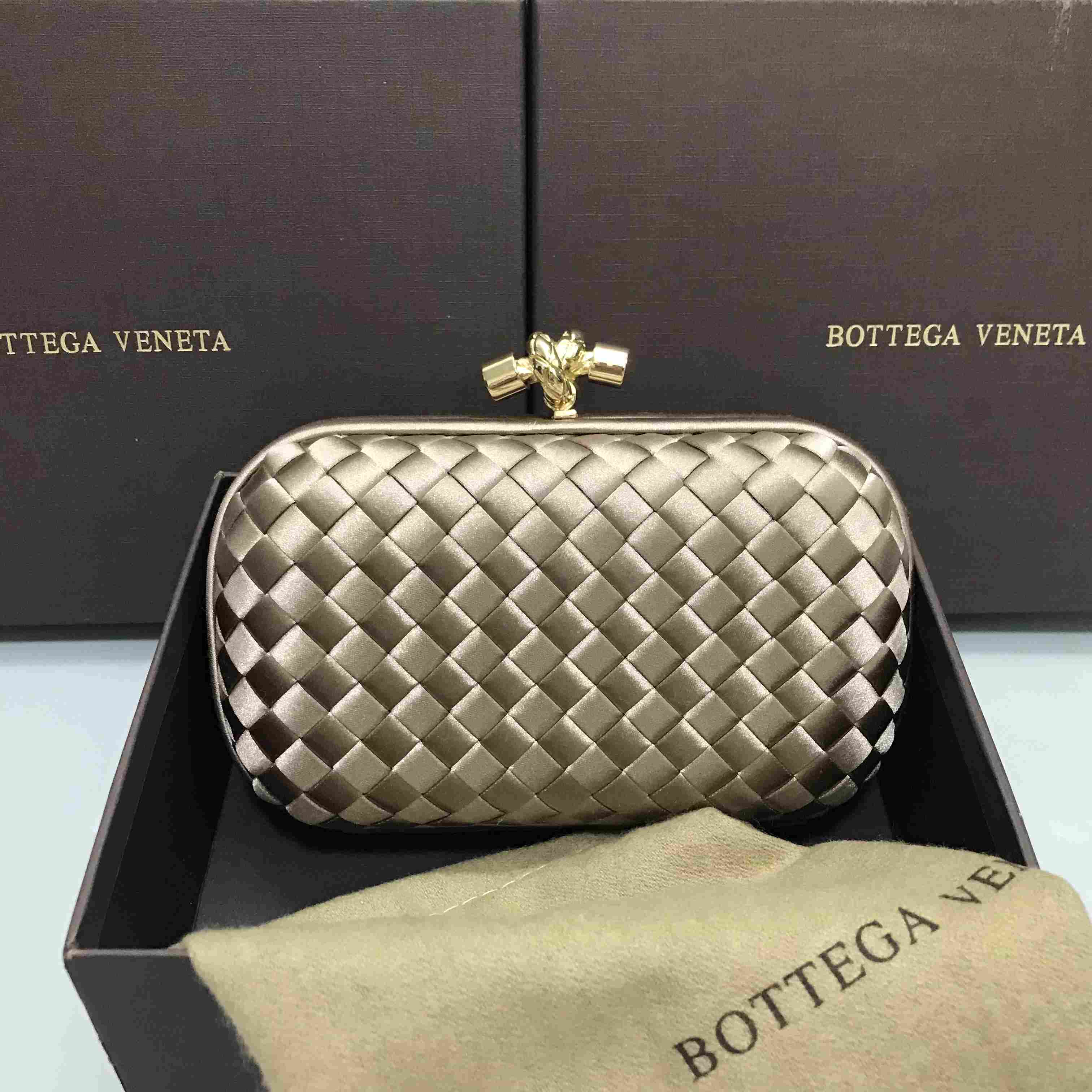 Bottega Veneta Pochette Knot Silk Clutch Bag(16.5-10-5cm)   B7750 - PerfectKickZ