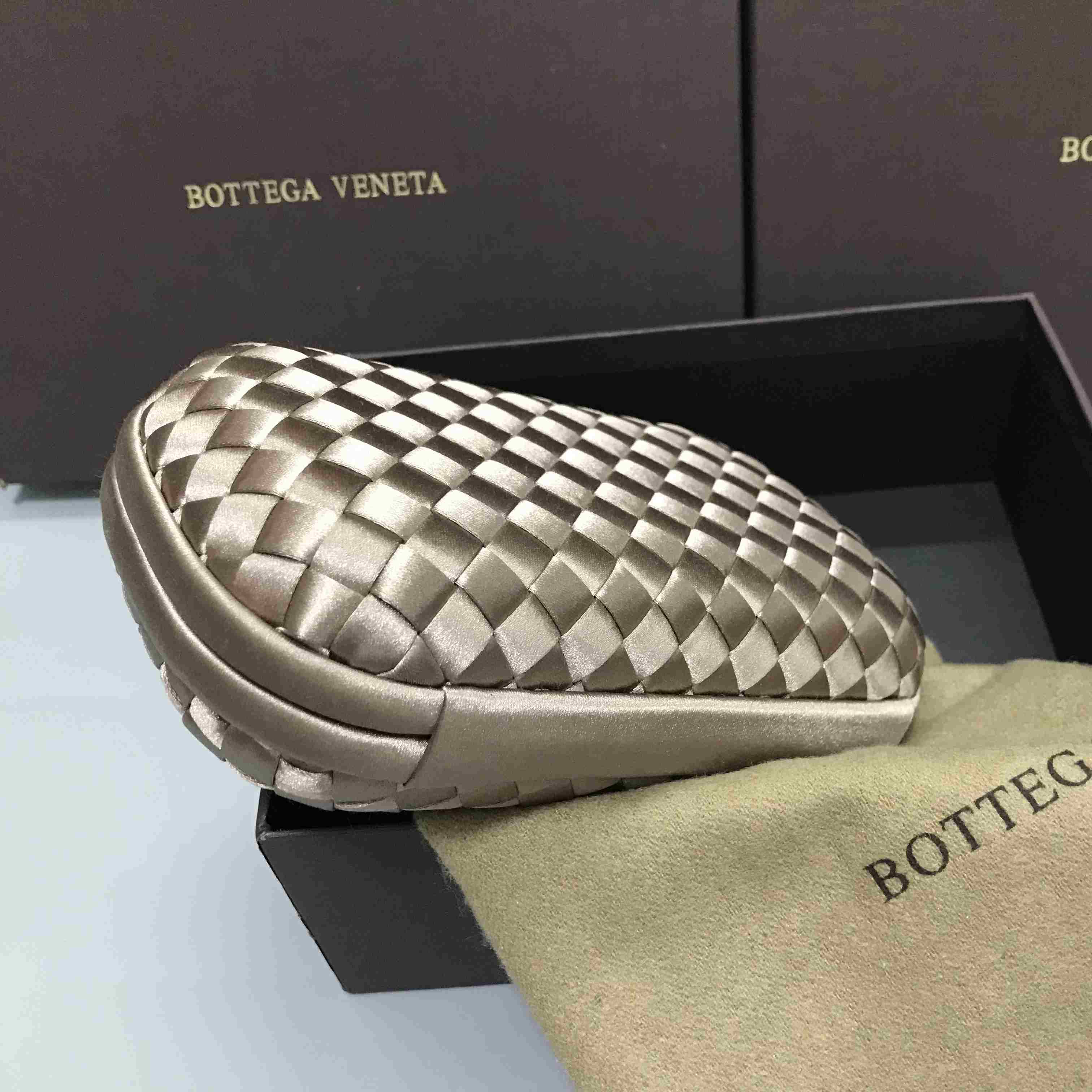 Bottega Veneta Pochette Knot Silk Clutch Bag(16.5-10-5cm)   B7750 - PerfectKickZ