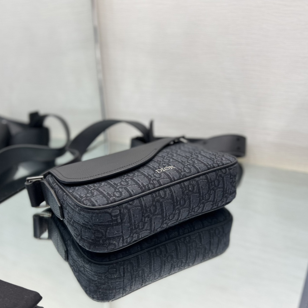 Dior Mini Saddle Messenger Bag(23-18-6cm) - PerfectKickZ