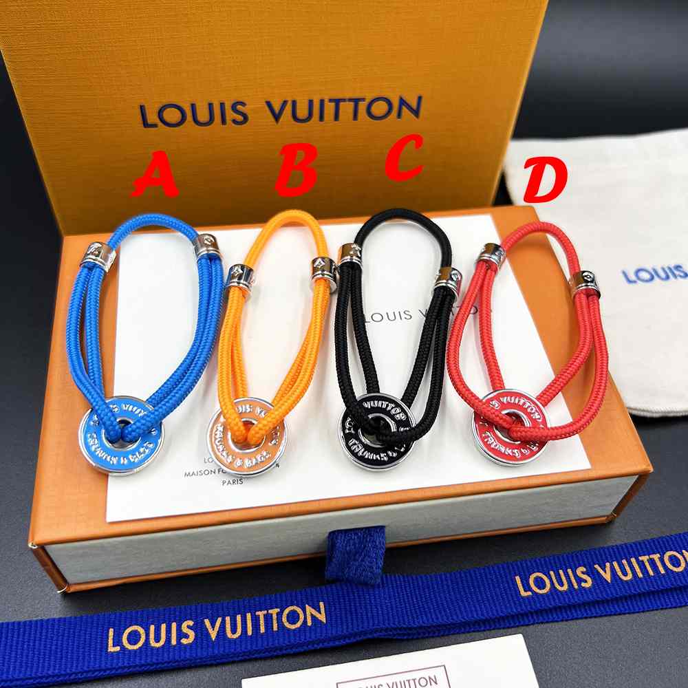 Louis VuittonLV Disc Bracelet    M00654 - PerfectKickZ