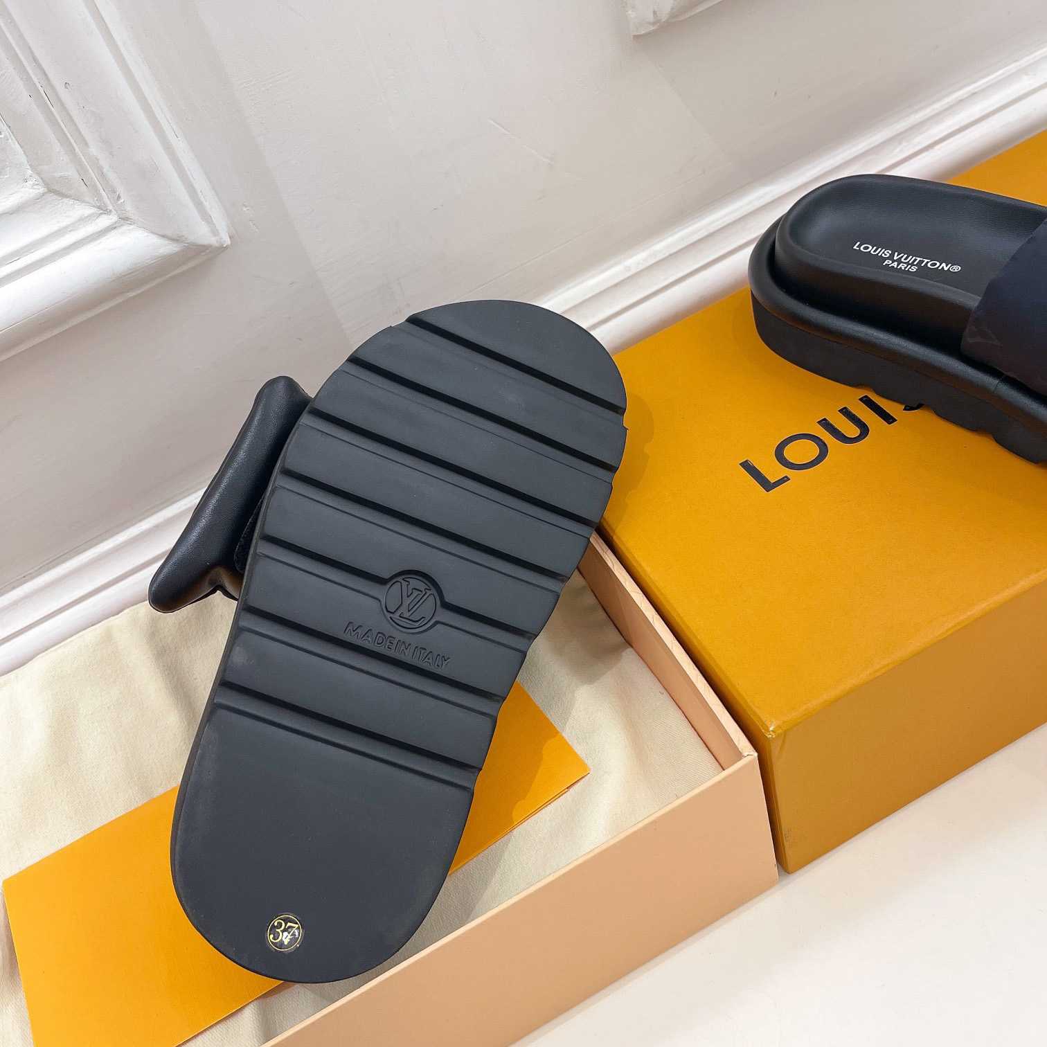 Louis Vuitton Pool Pillow Comfort Mule       - PerfectKickZ