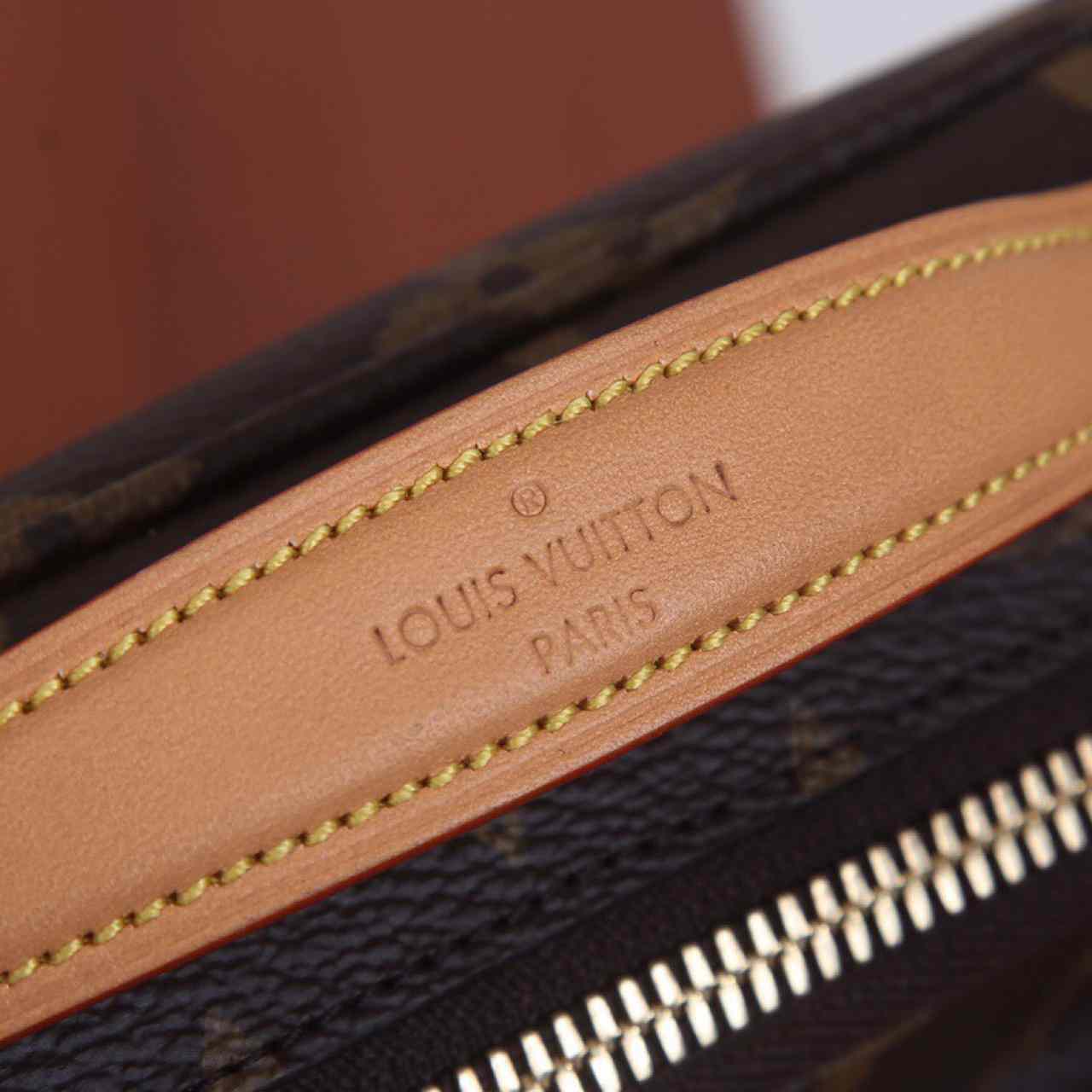 Louis Vuitton Utility Crossbody(18-11-10cm)   M80446 - PerfectKickZ