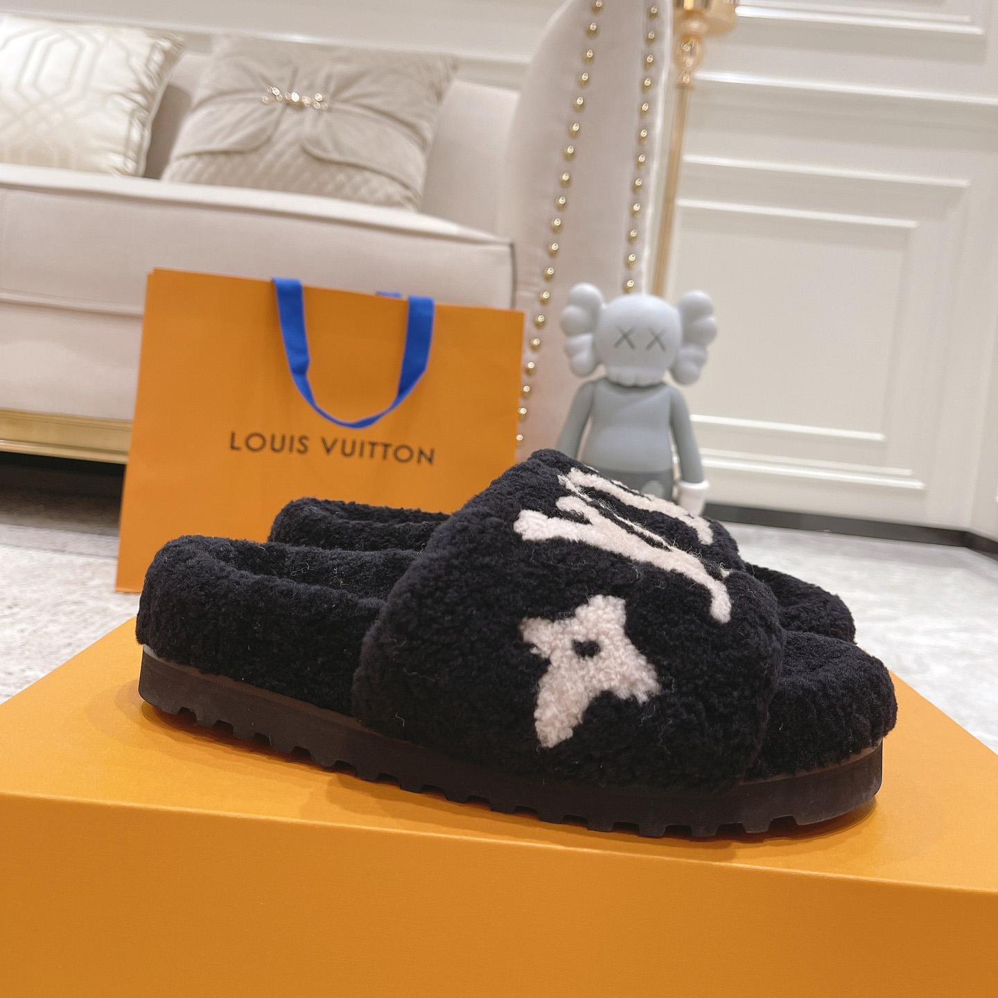 Louis Vuitton Paseo Flat Comfort Mule      1A8ZIT - PerfectKickZ