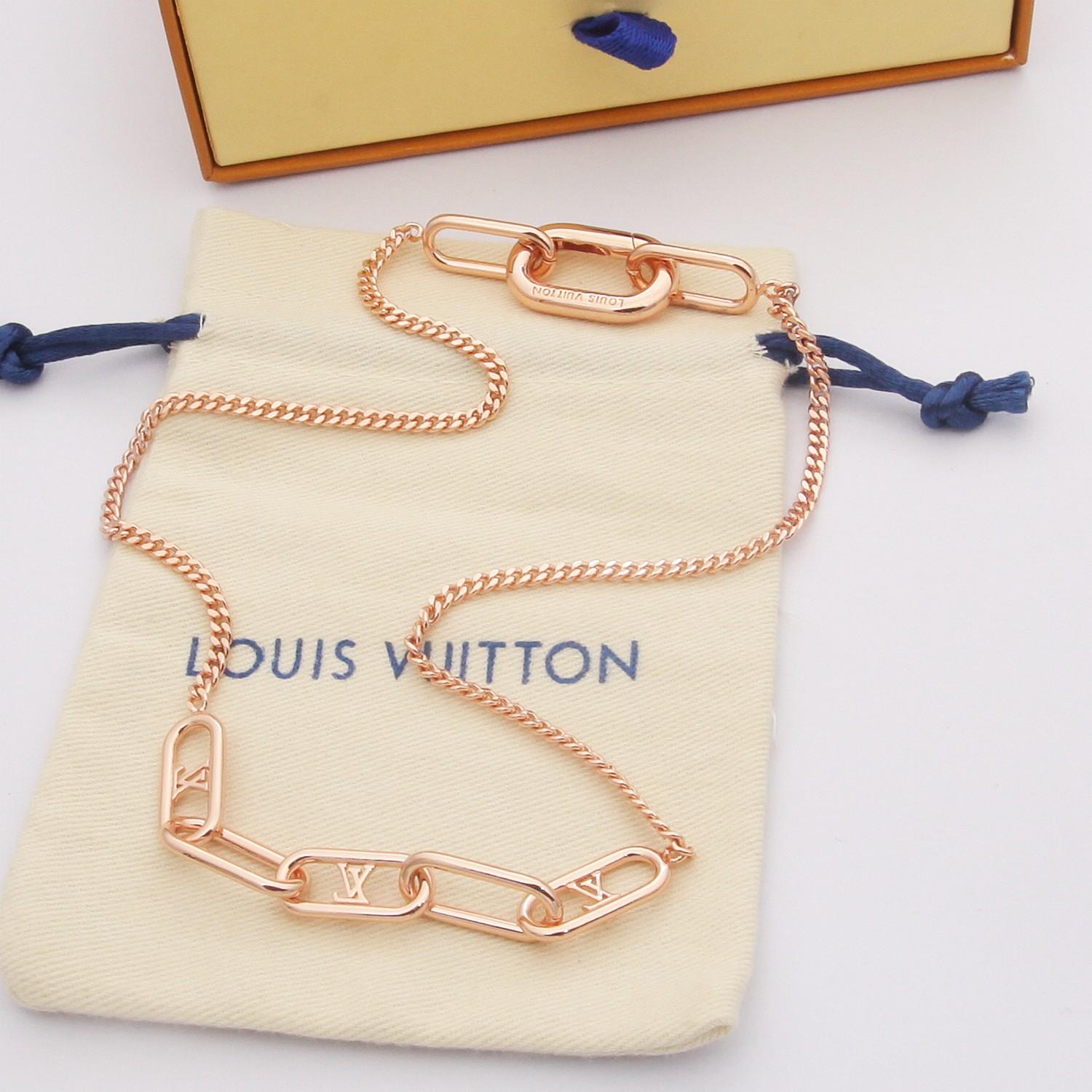 Louis Vuitton Mini Signature Chain Necklace   M00324 - PerfectKickZ