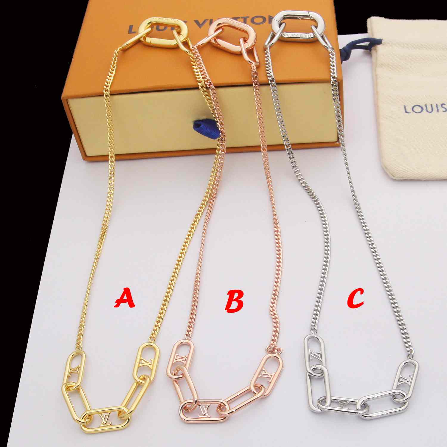 Louis Vuitton Mini Signature Chain Necklace   M00324 - PerfectKickZ