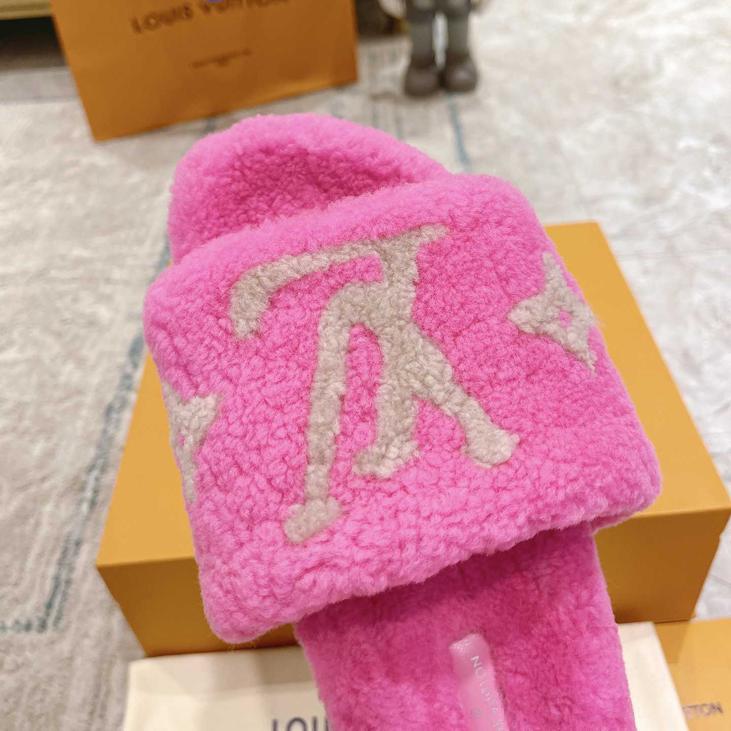 Louis Vuitton Paseo Flat Comfort Mule    - PerfectKickZ
