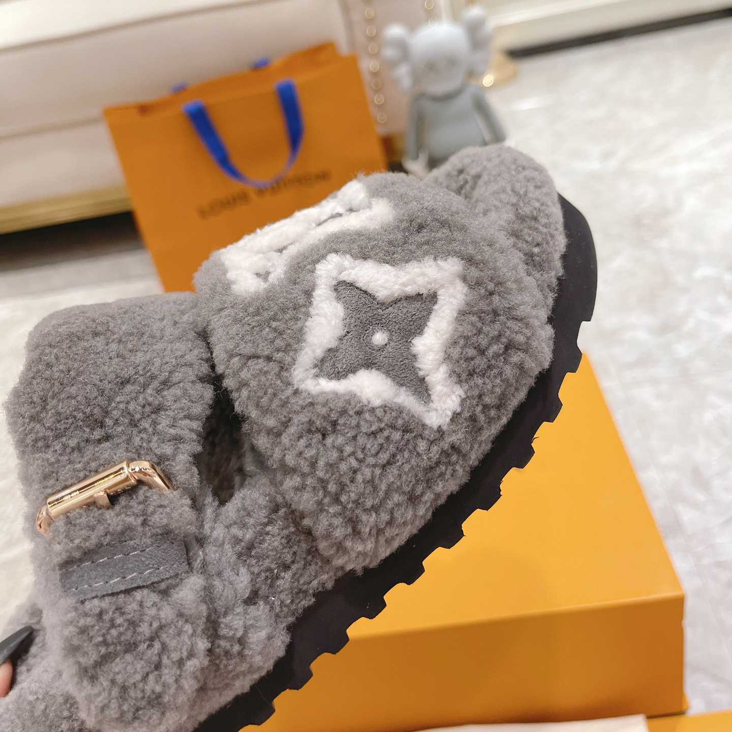 Louis Vuitton  Paseo Flat Comfort Mule - PerfectKickZ