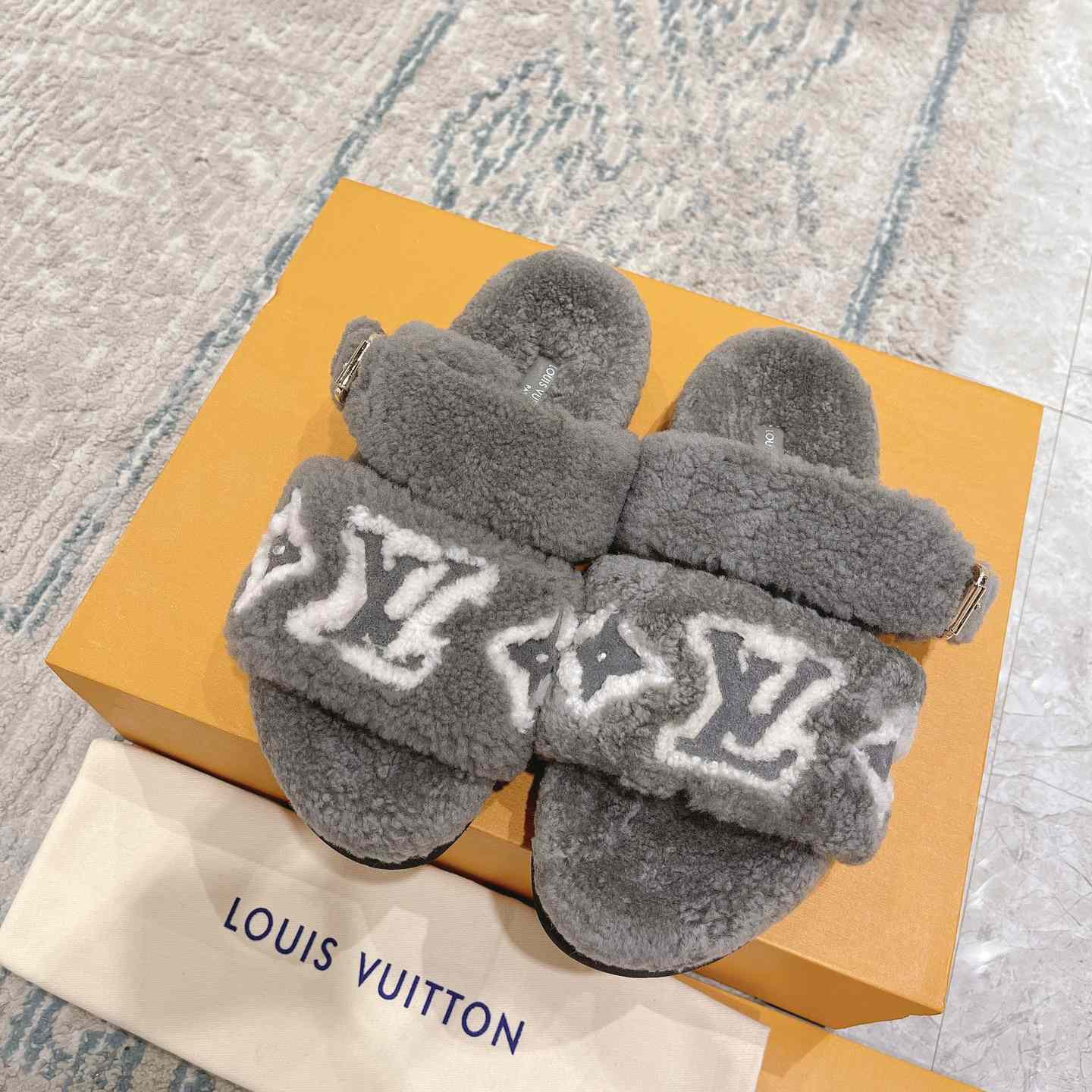 Louis Vuitton  Paseo Flat Comfort Mule - PerfectKickZ