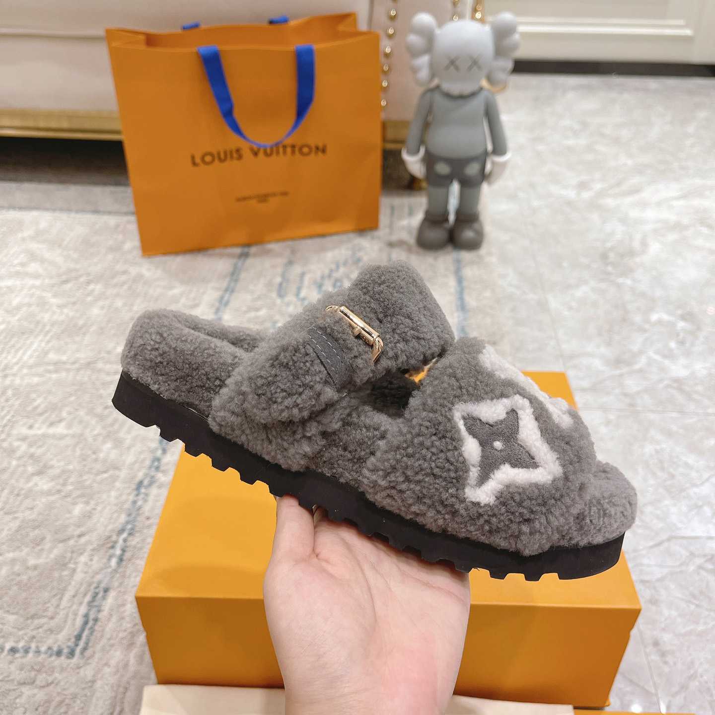 Louis Vuitton  Paseo Flat Comfort Mule - PerfectKickZ