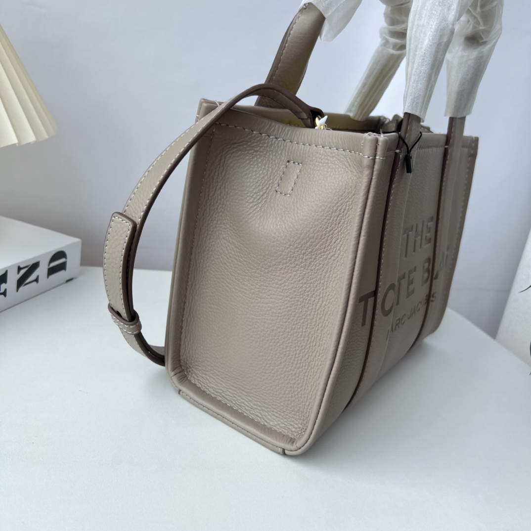 Marc Jacobs The Leather Small Tote Bag (26-20-13cm) - PerfectKickZ