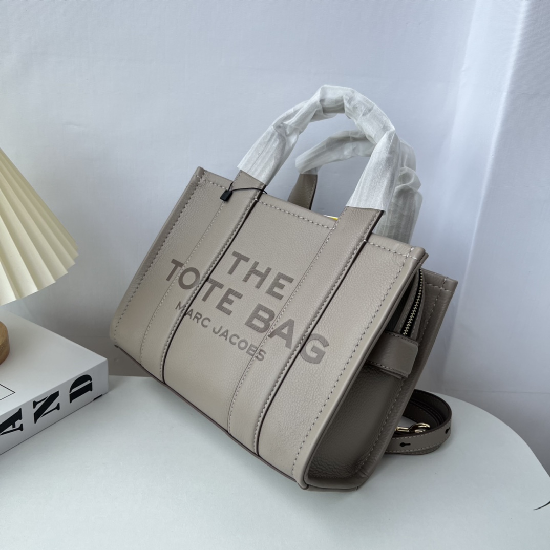 Marc Jacobs The Leather Small Tote Bag (26-20-13cm) - PerfectKickZ