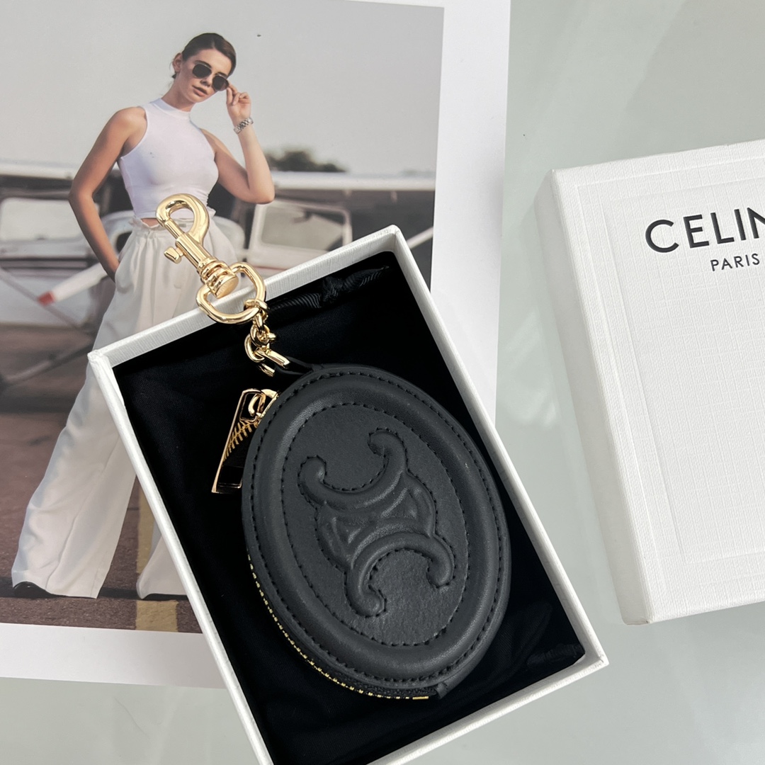 Celine Purse With Hook Cuir Triomphe In Smooth Calfskin  - PerfectKickZ
