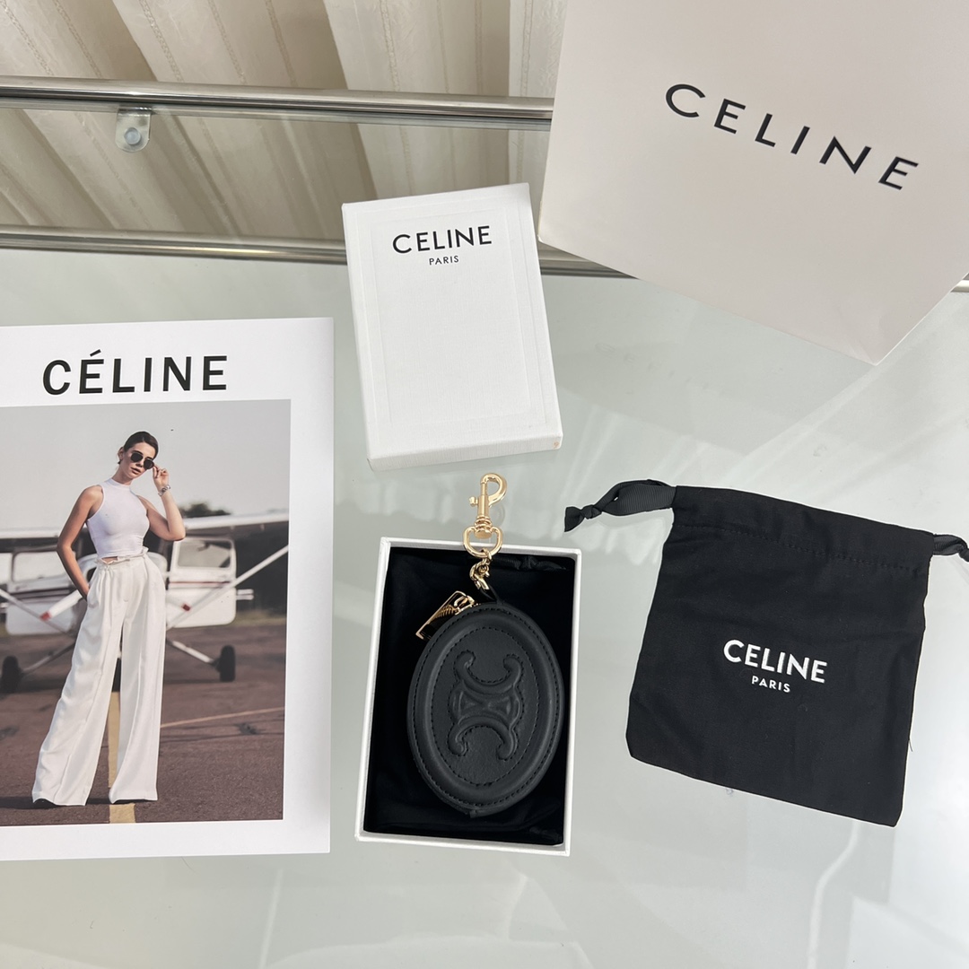Celine Purse With Hook Cuir Triomphe In Smooth Calfskin  - PerfectKickZ
