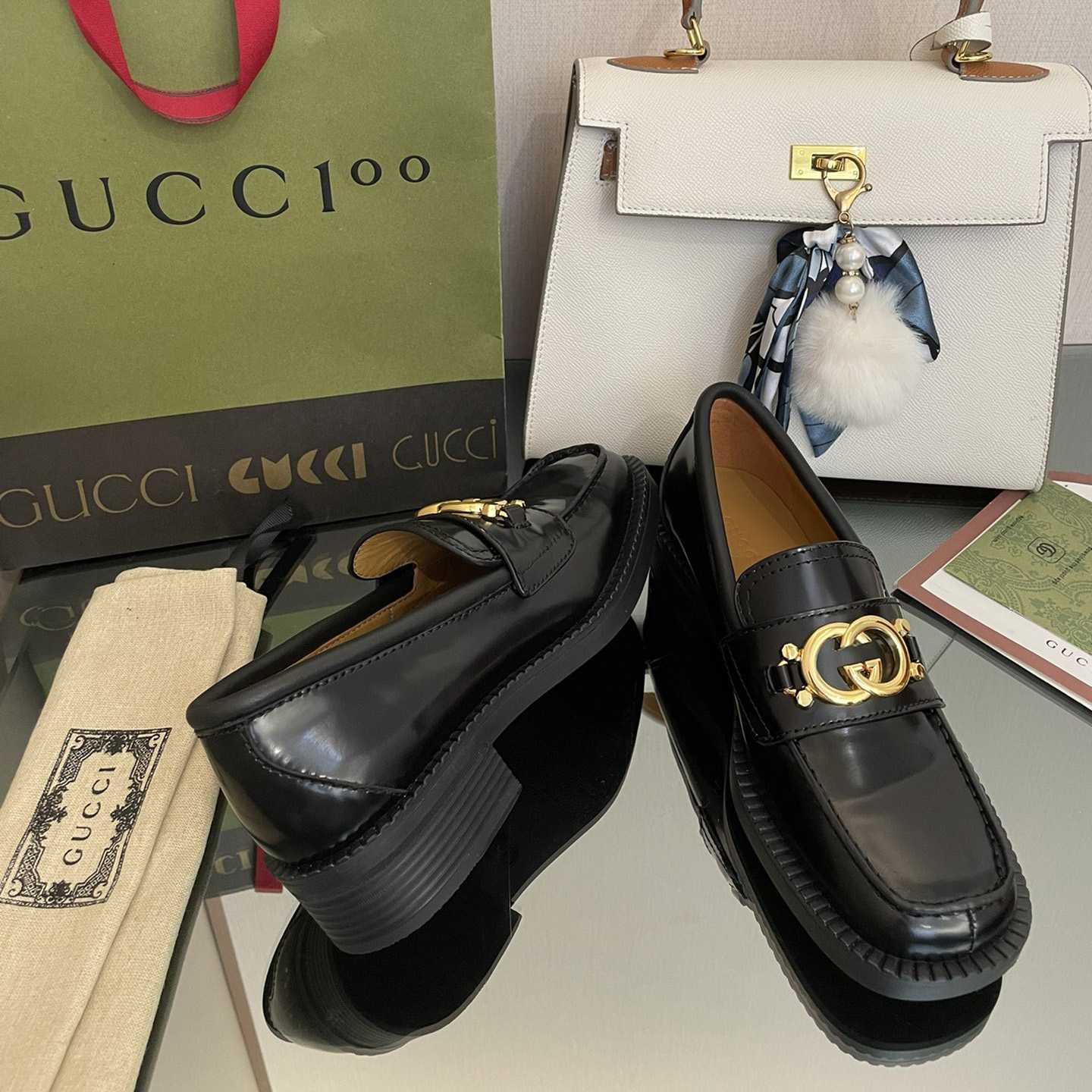 Gucci Women's Loafer With Interlocking G - PerfectKickZ